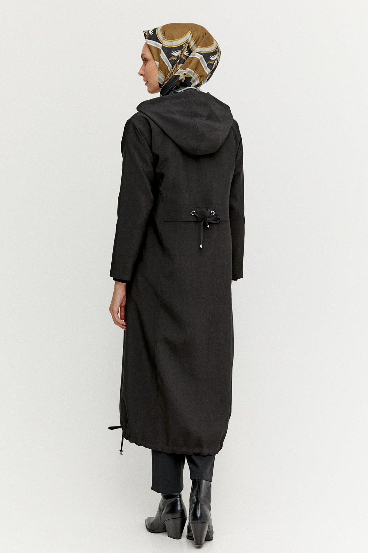 Kapüşonlu Fermuarlı Bağcıklı Pardesü