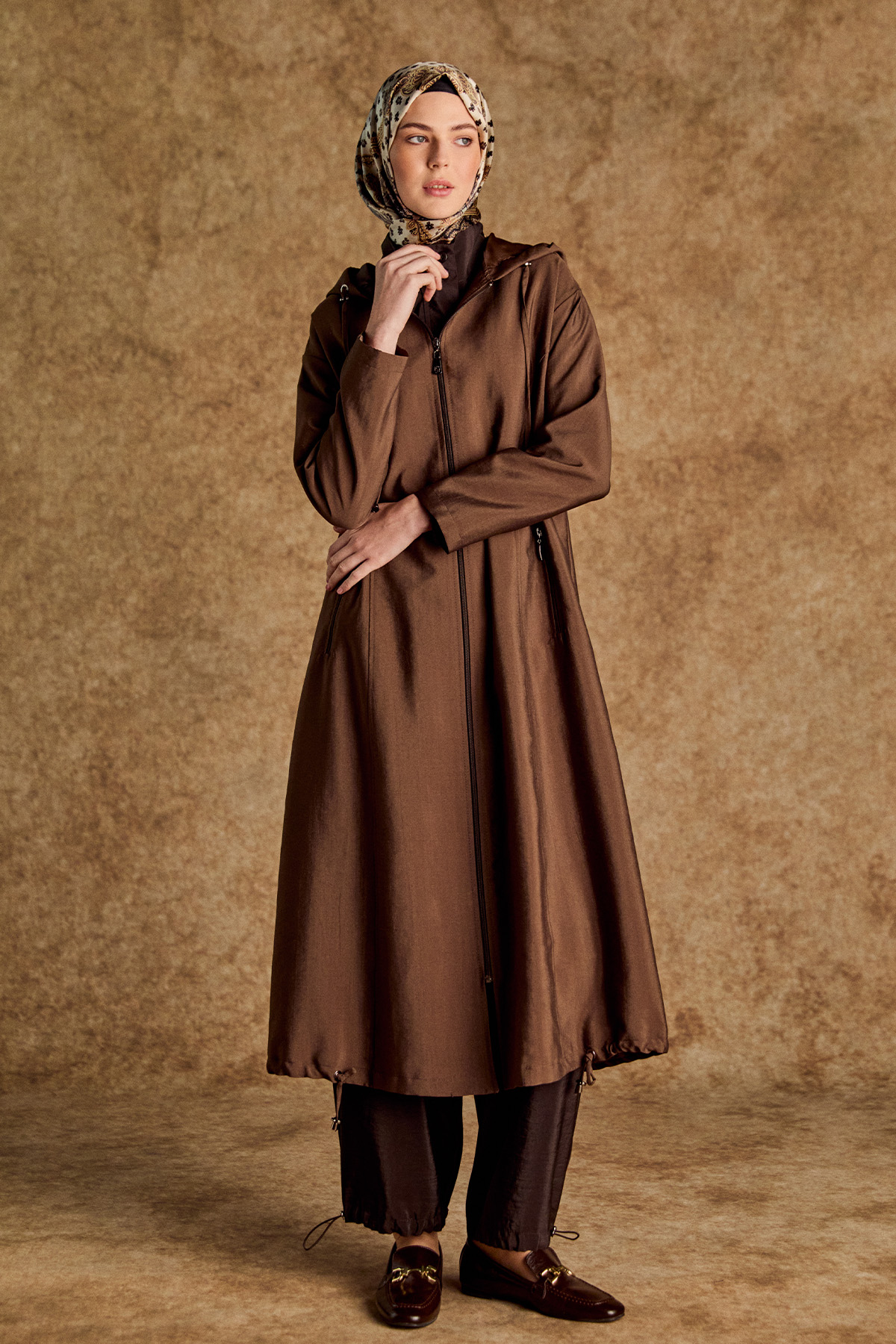 Kapüşonlu Fermuarlı Bağcıklı Pardesü