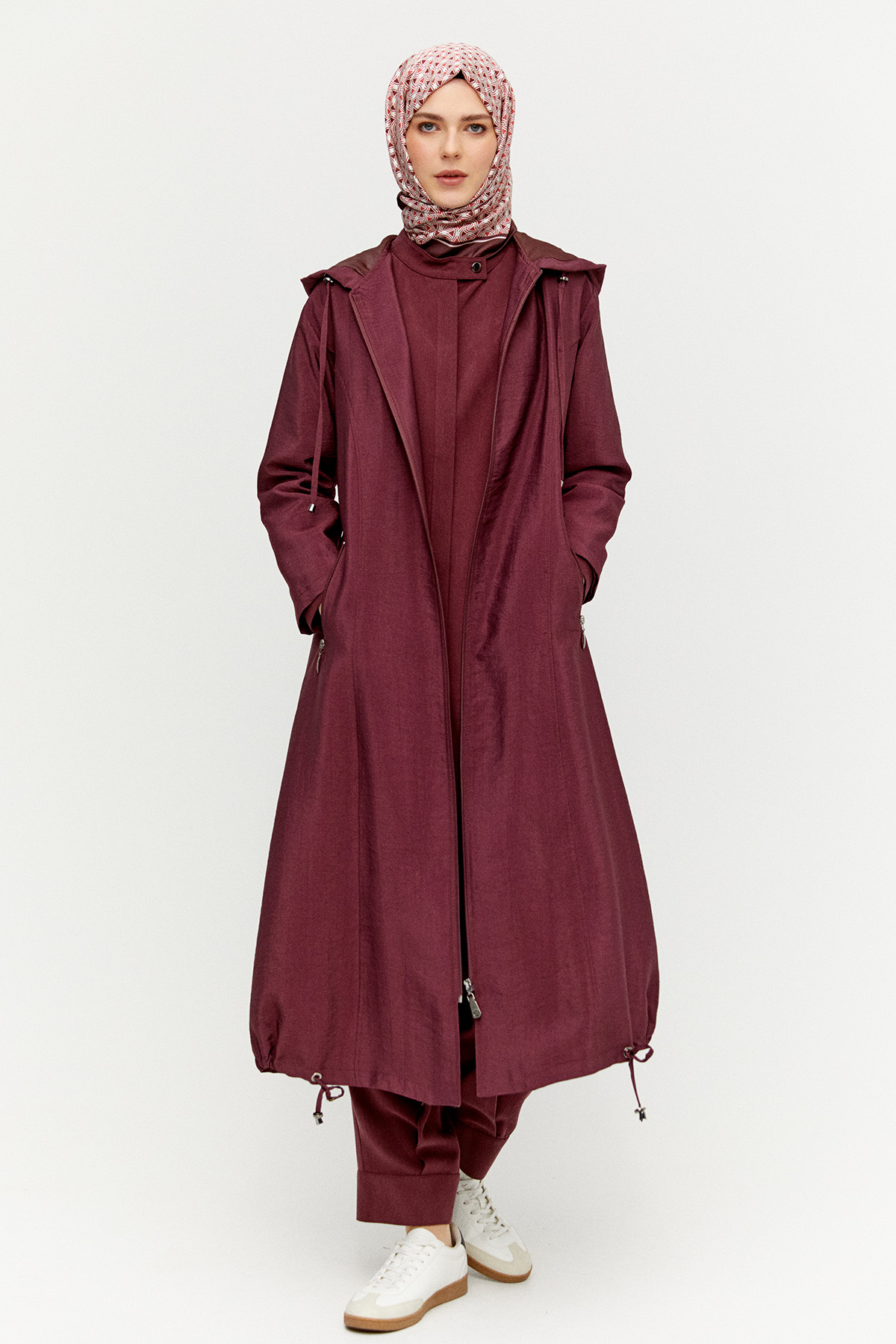 Kapüşonlu Fermuarlı Bağcıklı Pardesü