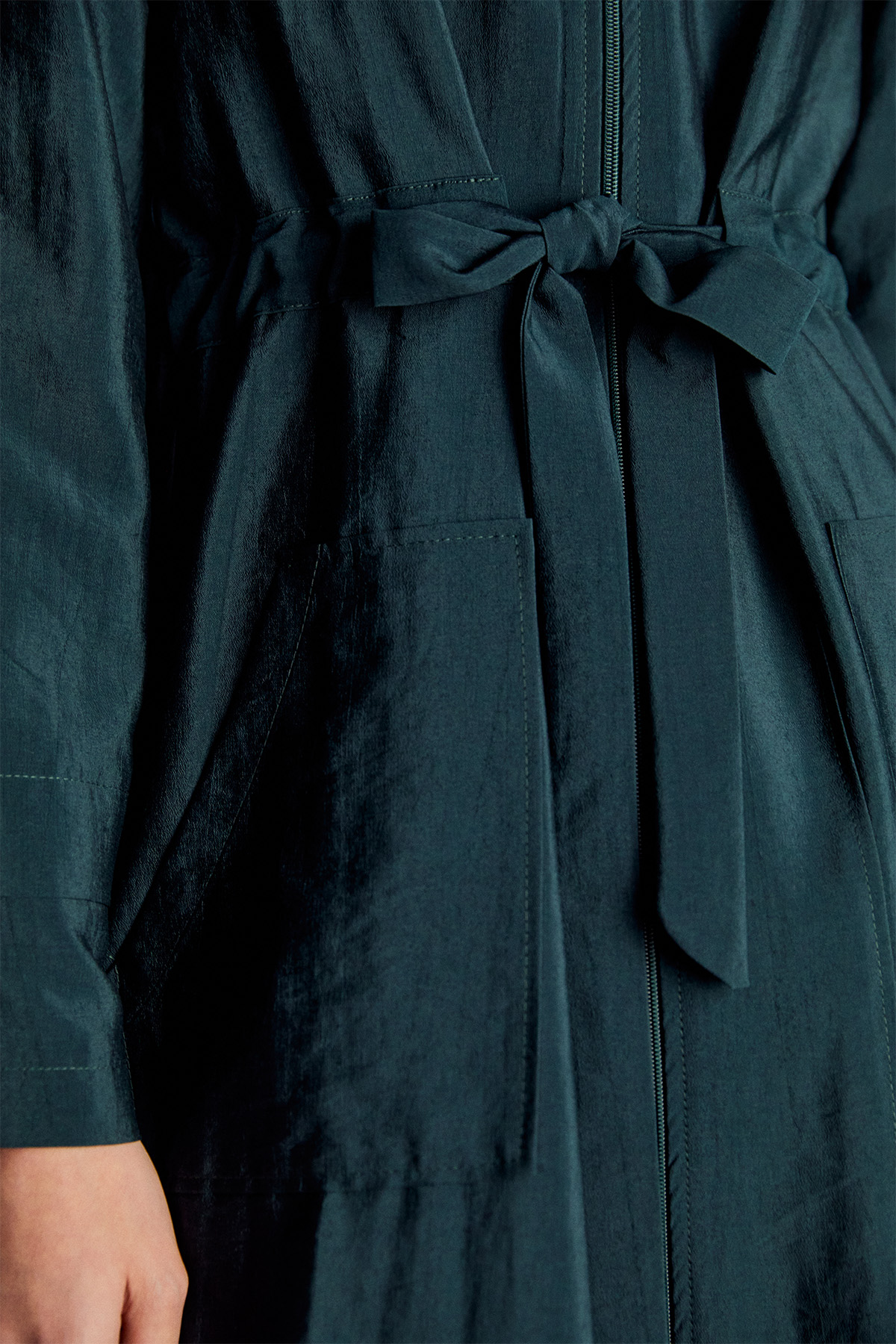 Kapüşonlu Kuşaklı Cepli Pardösü