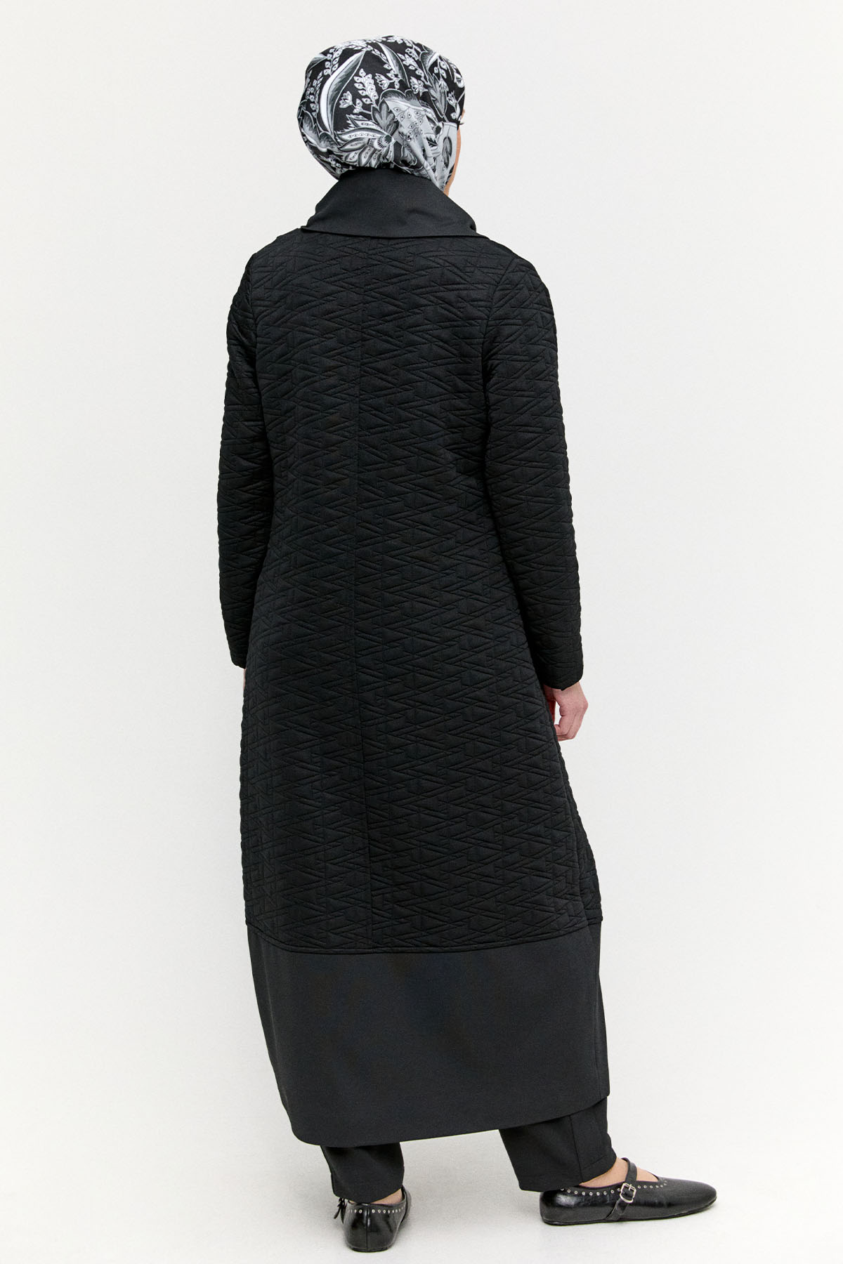 Desenli Mendil Yakalı Pardesü, Tesettür Giyim