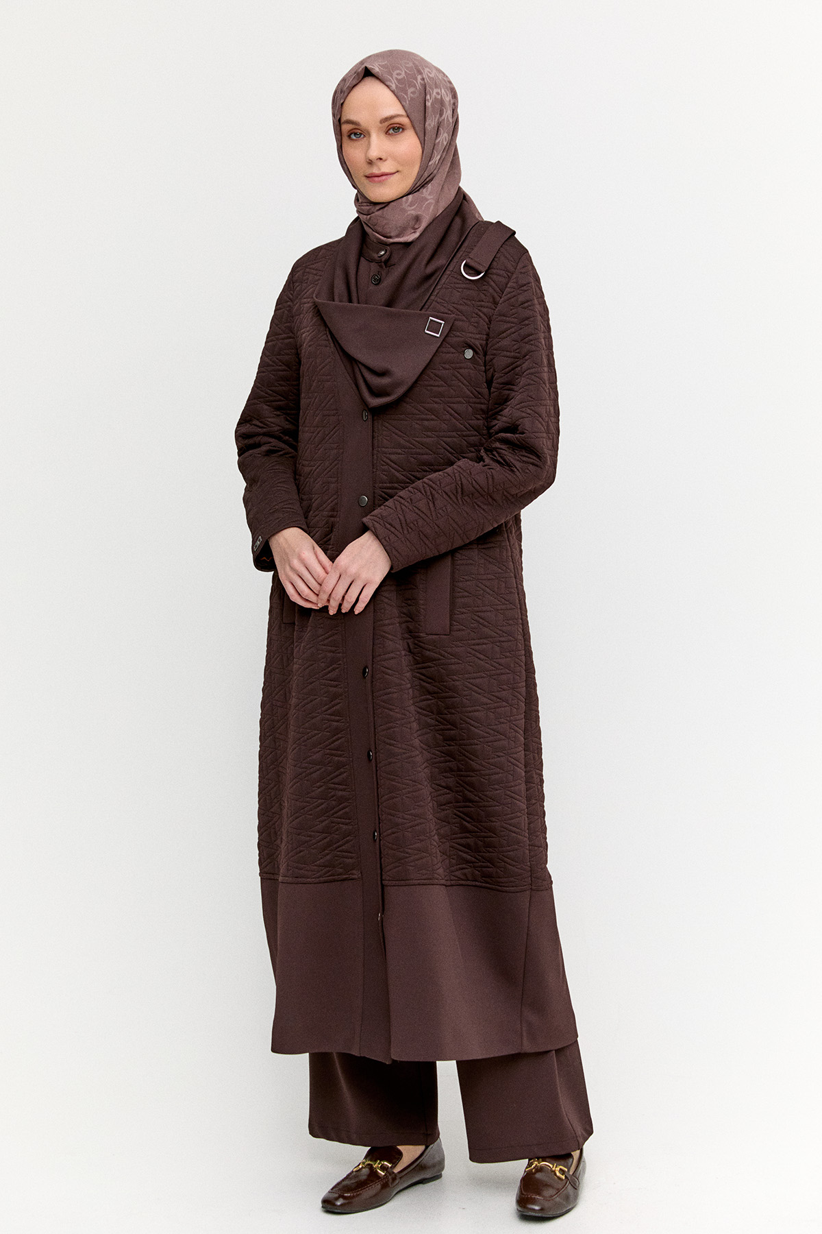 Desenli Mendil Yakalı Pardesü, Tesettür Giyim