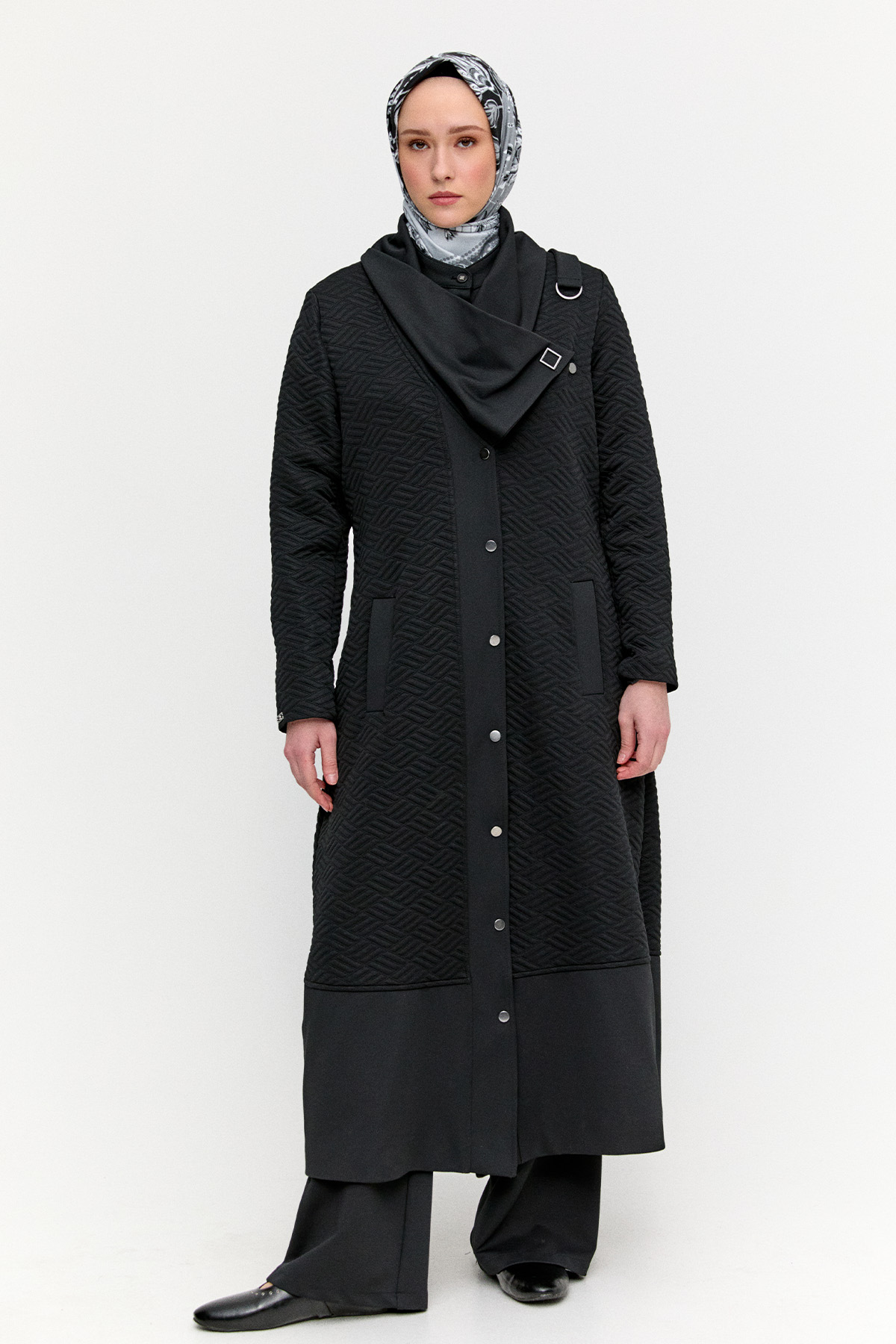 Desenli Mendil Yakalı Pardesü, Tesettür Giyim