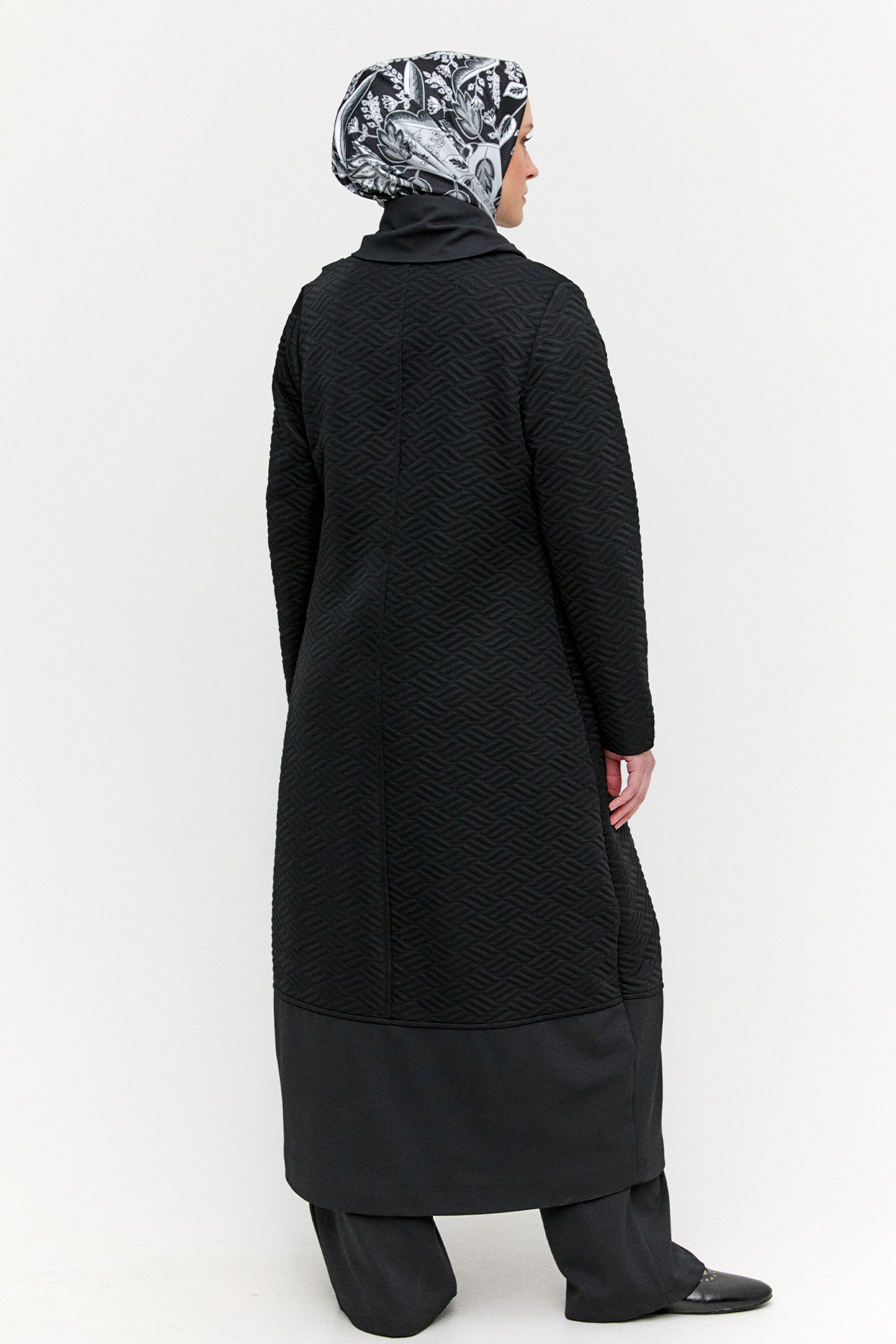 Desenli Mendil Yakalı Pardesü, Tesettür Giyim