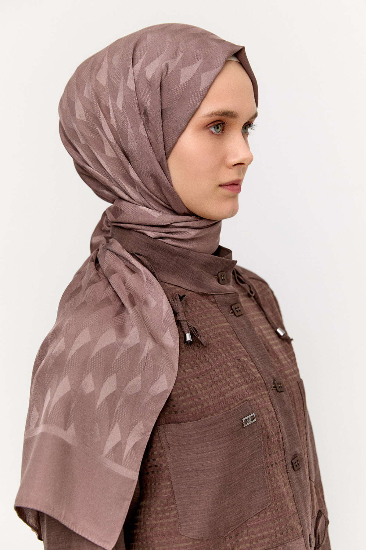 Geometrik Desenli Jakarlı Viskon Şal, Tesettür Giyim