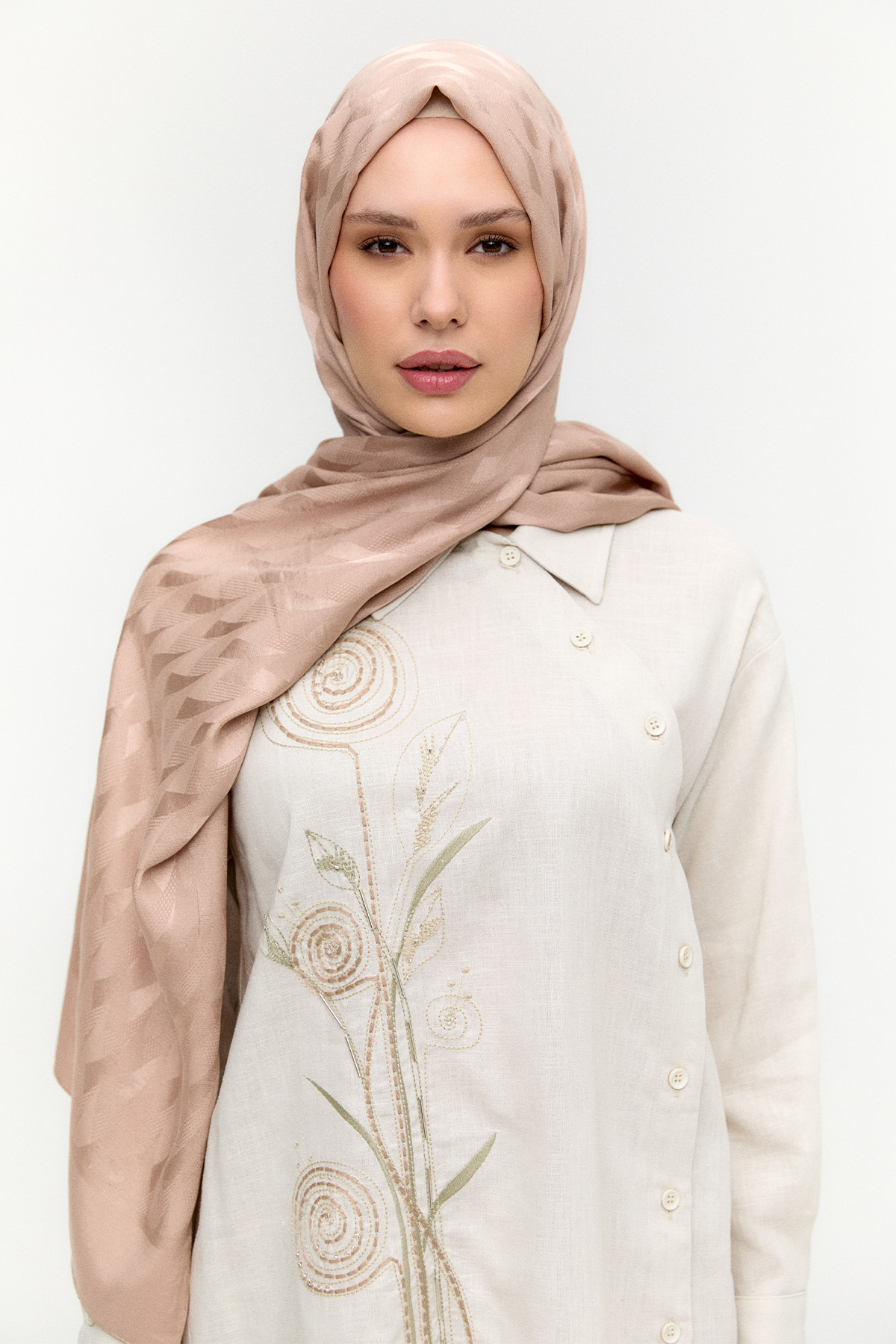 Geometrik Desenli Jakarlı Viskon Şal, Tesettür Giyim