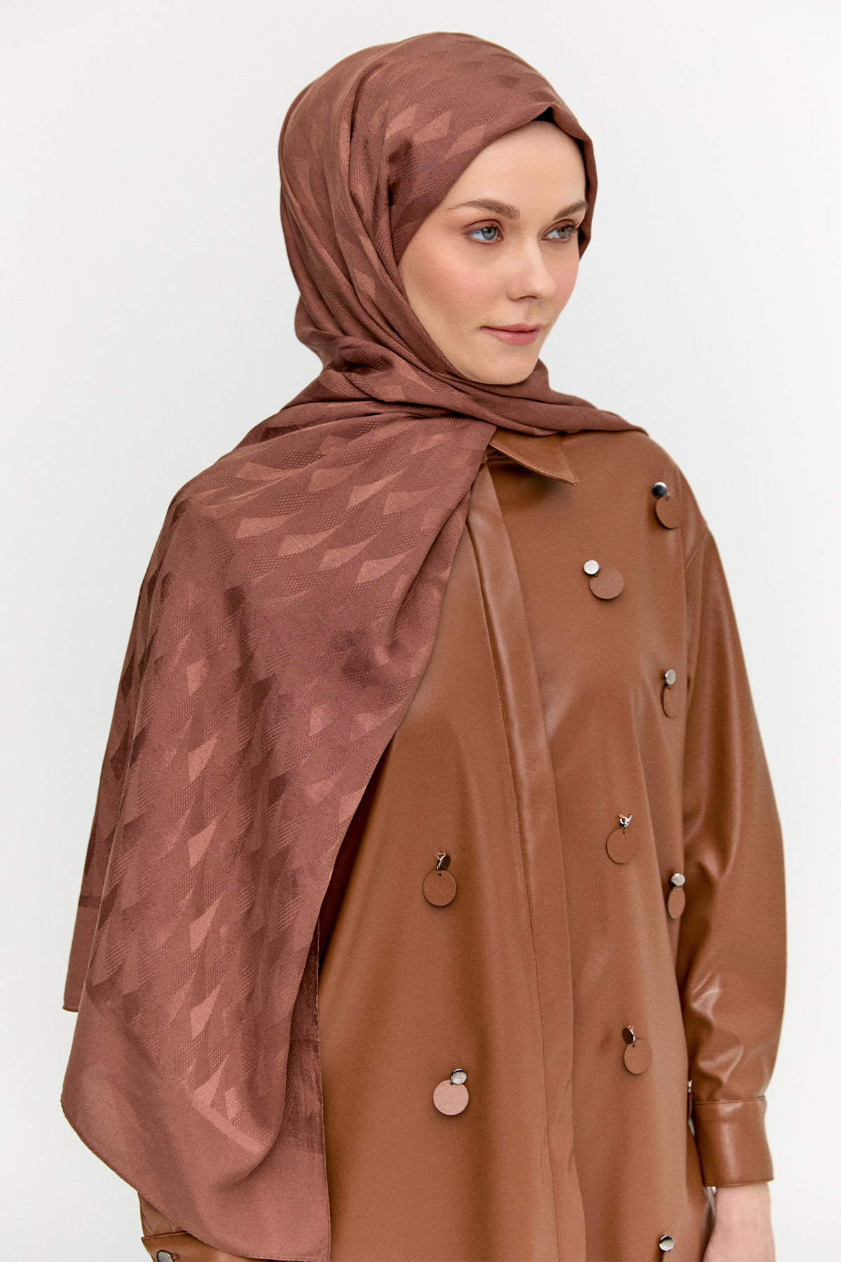 Geometrik Desenli Jakarlı Viskon Şal, Tesettür Giyim