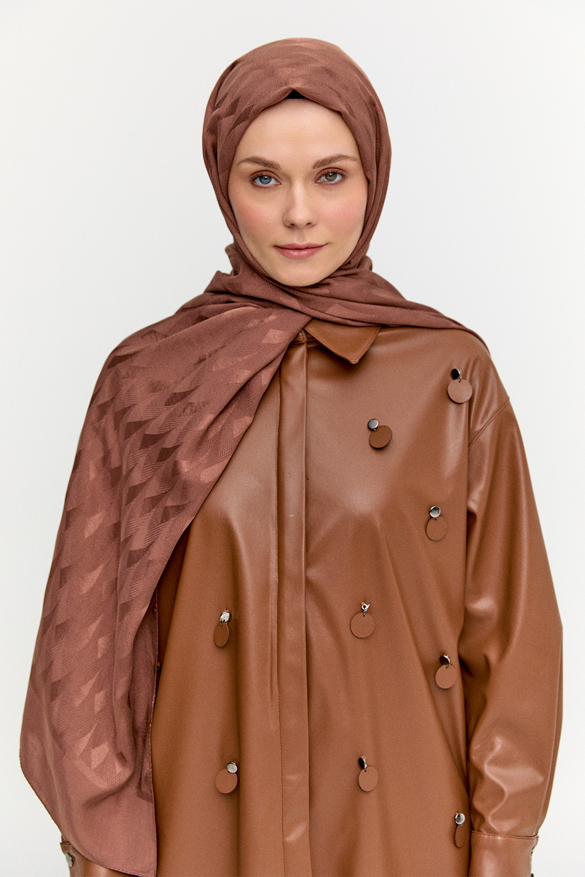 Geometrik Desenli Jakarlı Viskon Şal, Tesettür Giyim