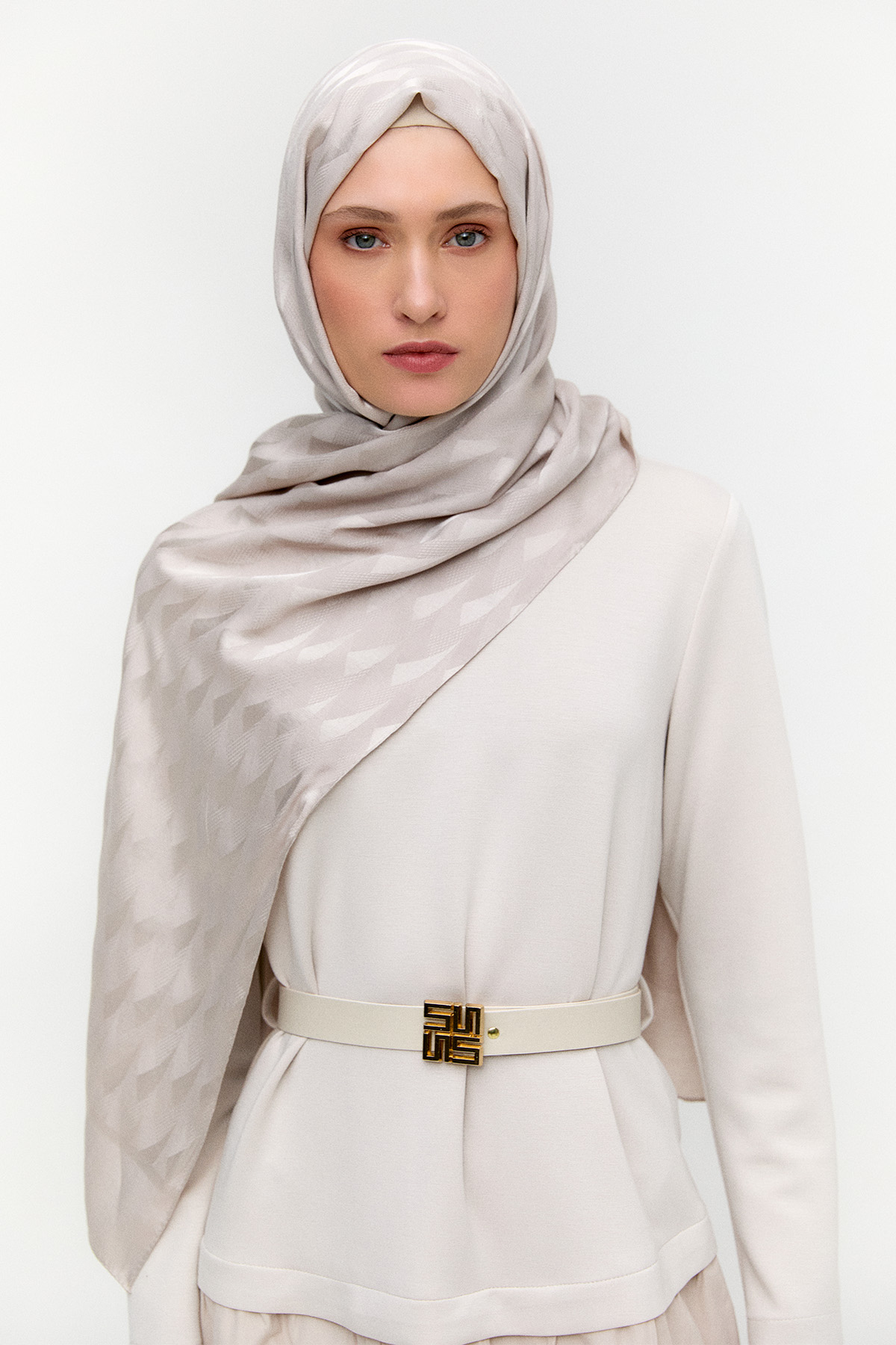 Geometrik Desenli Jakarlı Viskon Şal, Tesettür Giyim