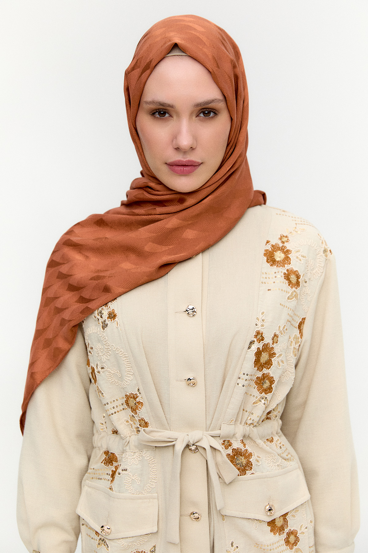 Geometrik Desenli Jakarlı Viskon Şal, Tesettür Giyim