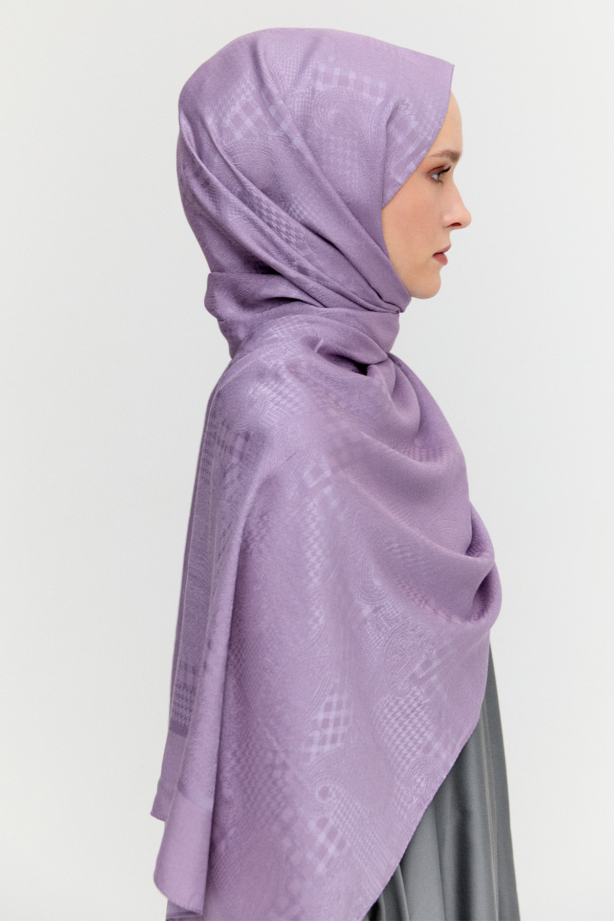 Kazayağı Desenli Jakarlı Viskon Şal, Tesettür Giyim