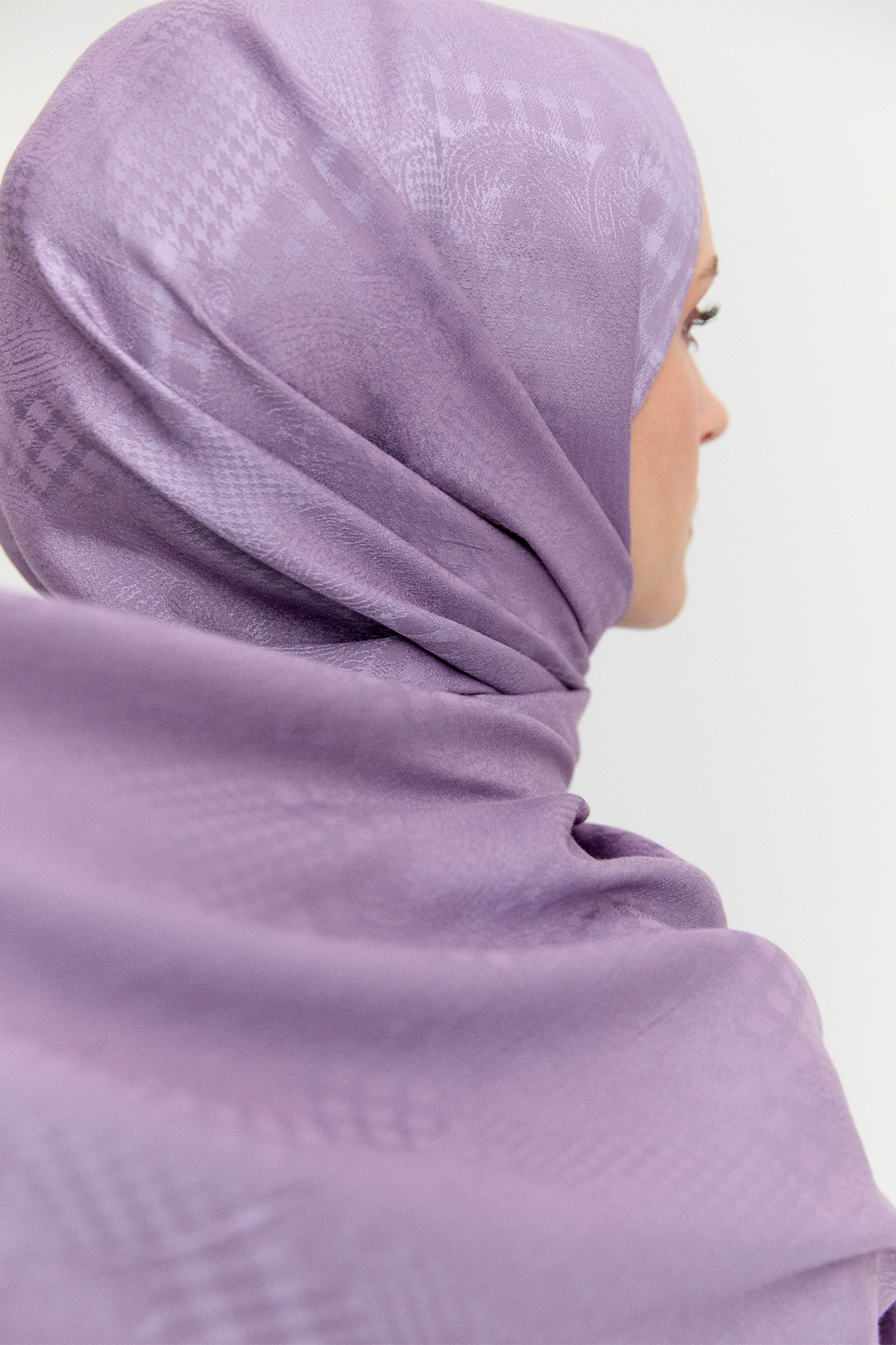 Kazayağı Desenli Jakarlı Viskon Şal, Tesettür Giyim