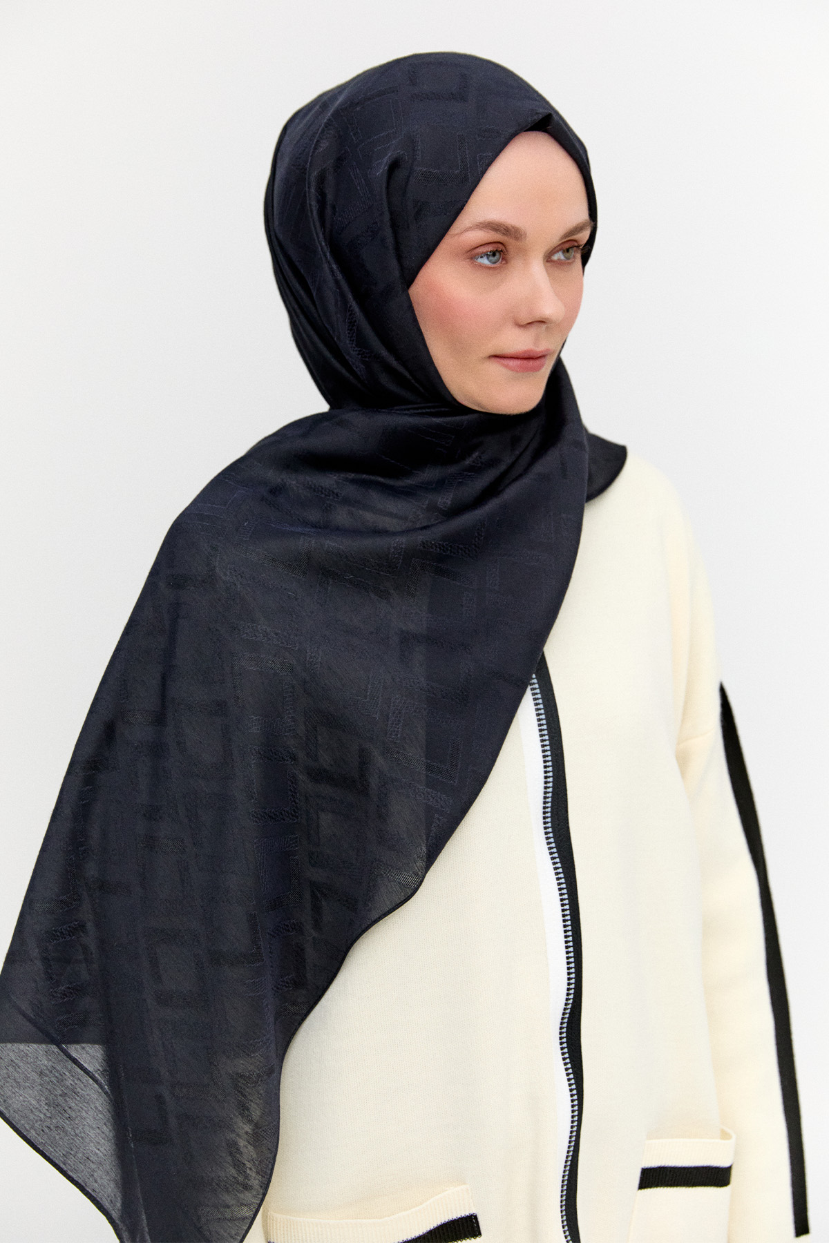Geometrik Desenli Modal Yün Şal, Tesettür Giyim