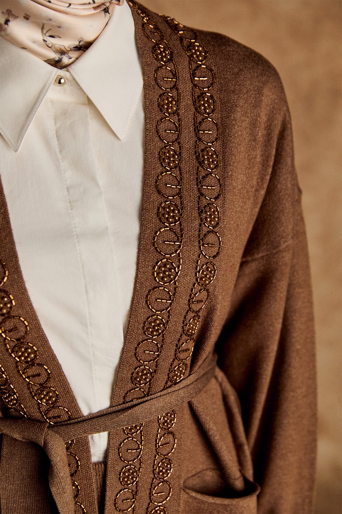 Boncuk Detaylı Triko Twinset