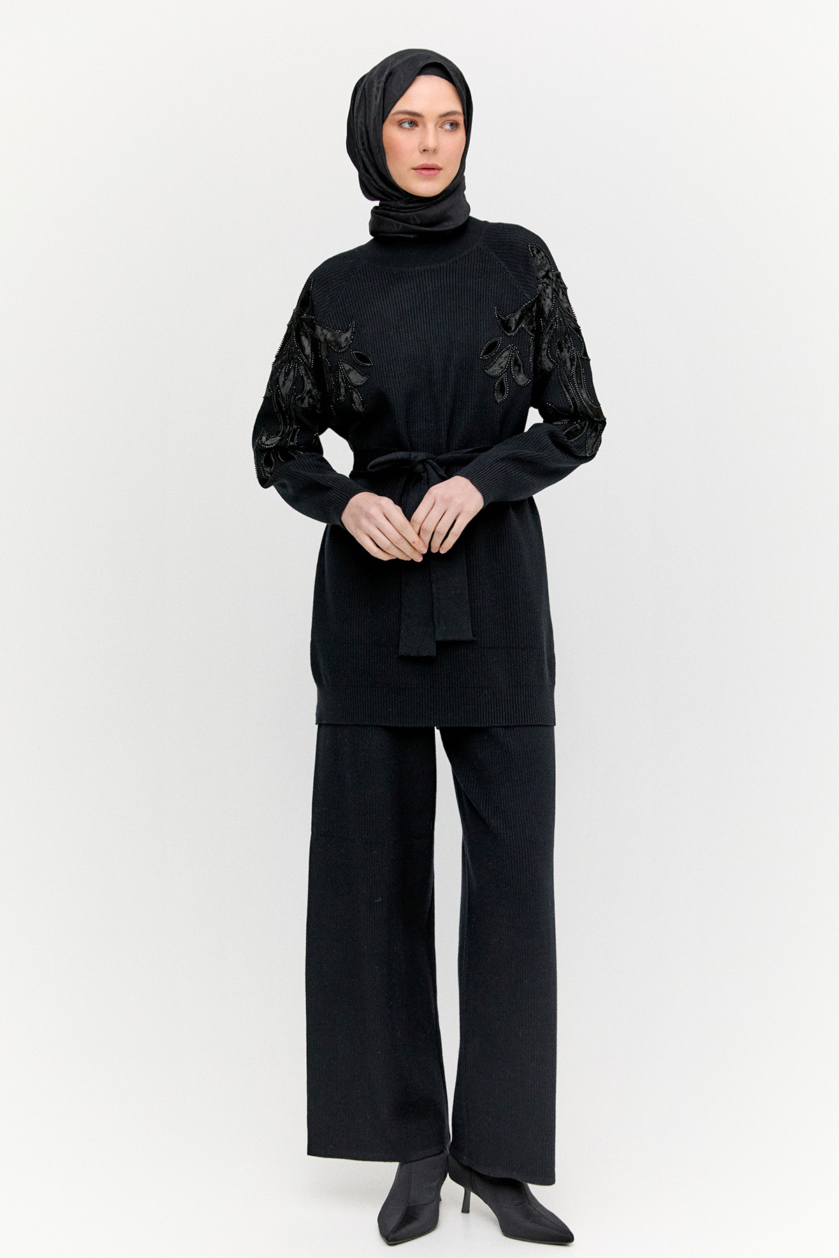 Kadife Motifli Triko İkili Takım, Tesettür Giyim