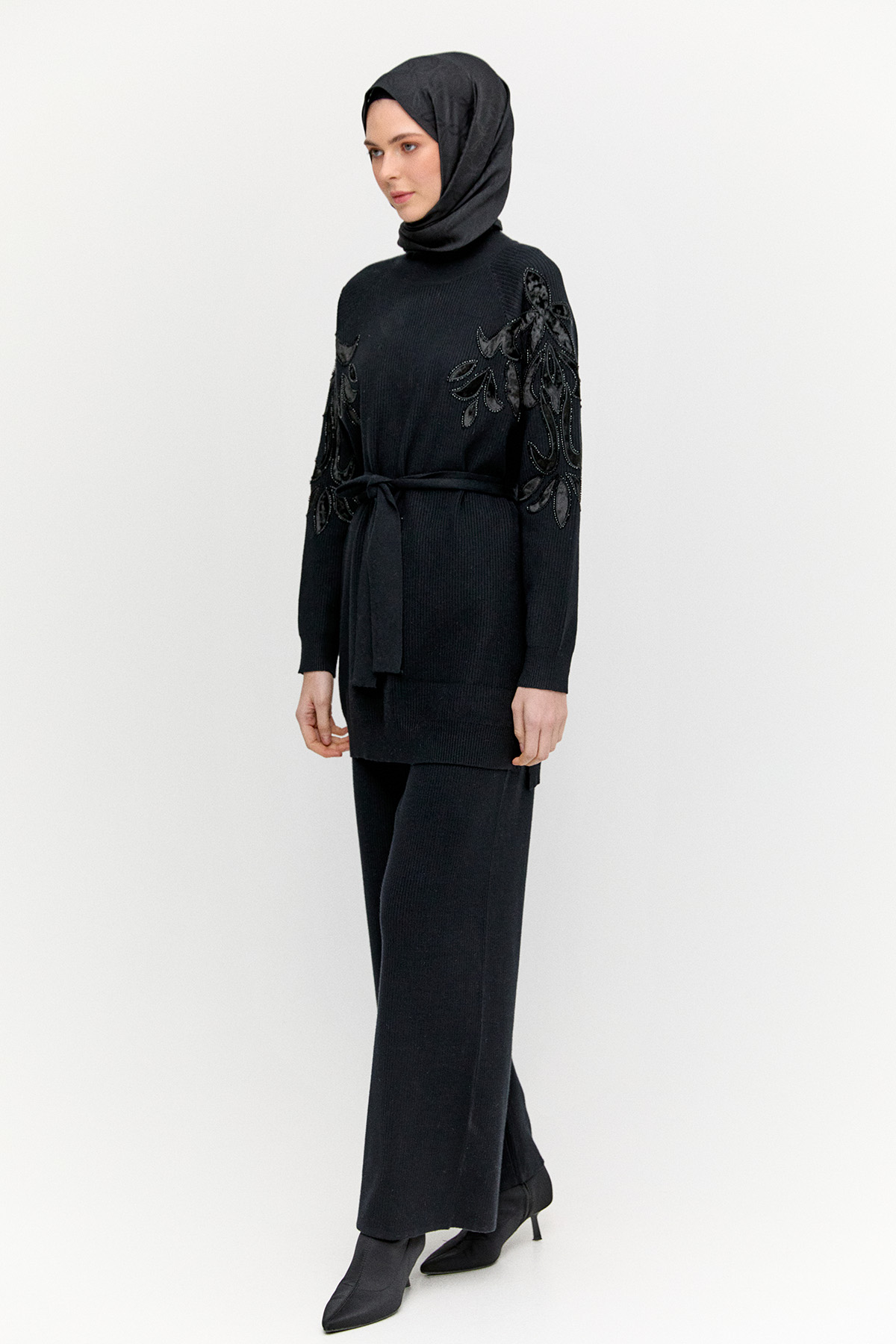 Kadife Motifli Triko İkili Takım, Tesettür Giyim