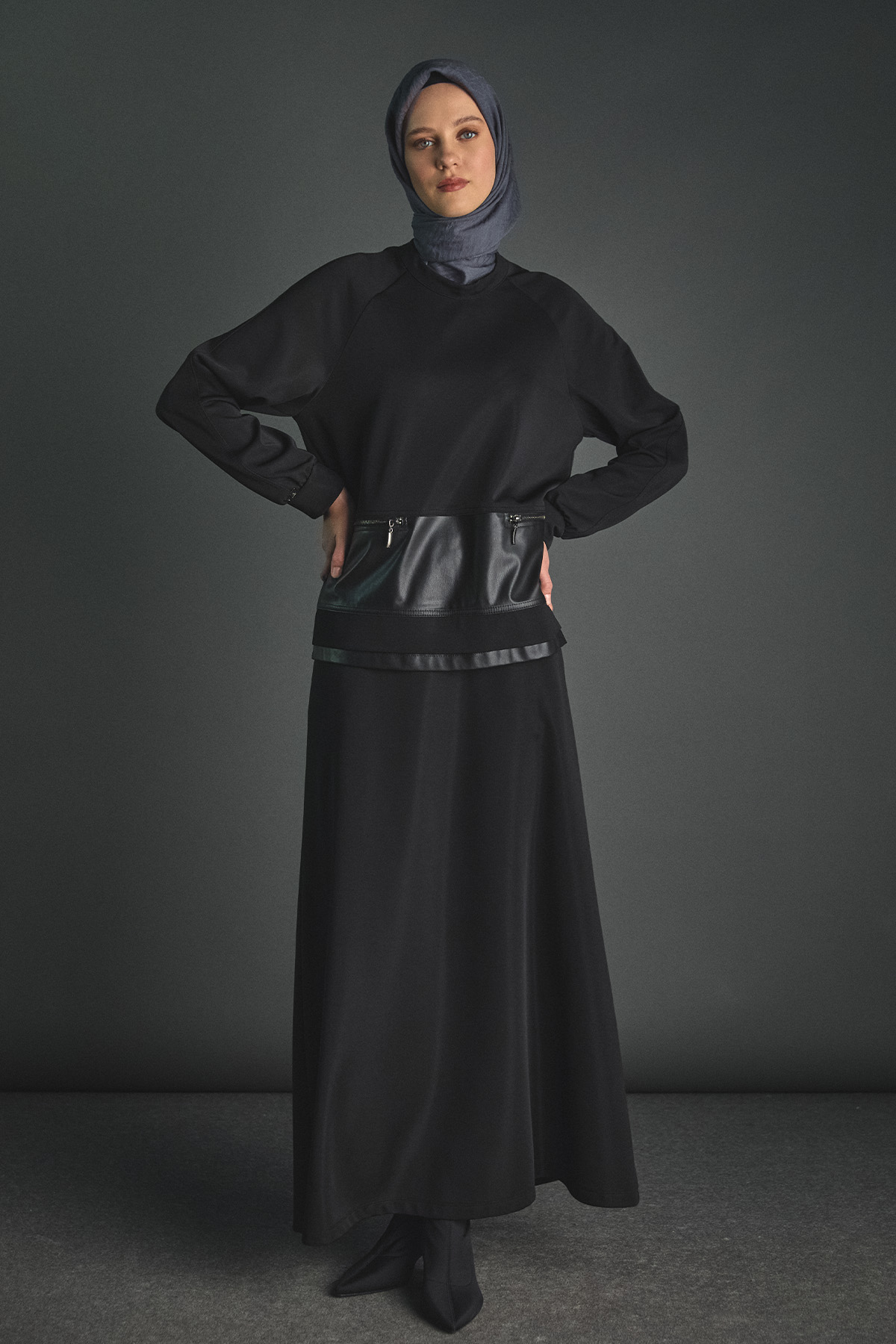 Deri Detaylı Etekli İkili Takım