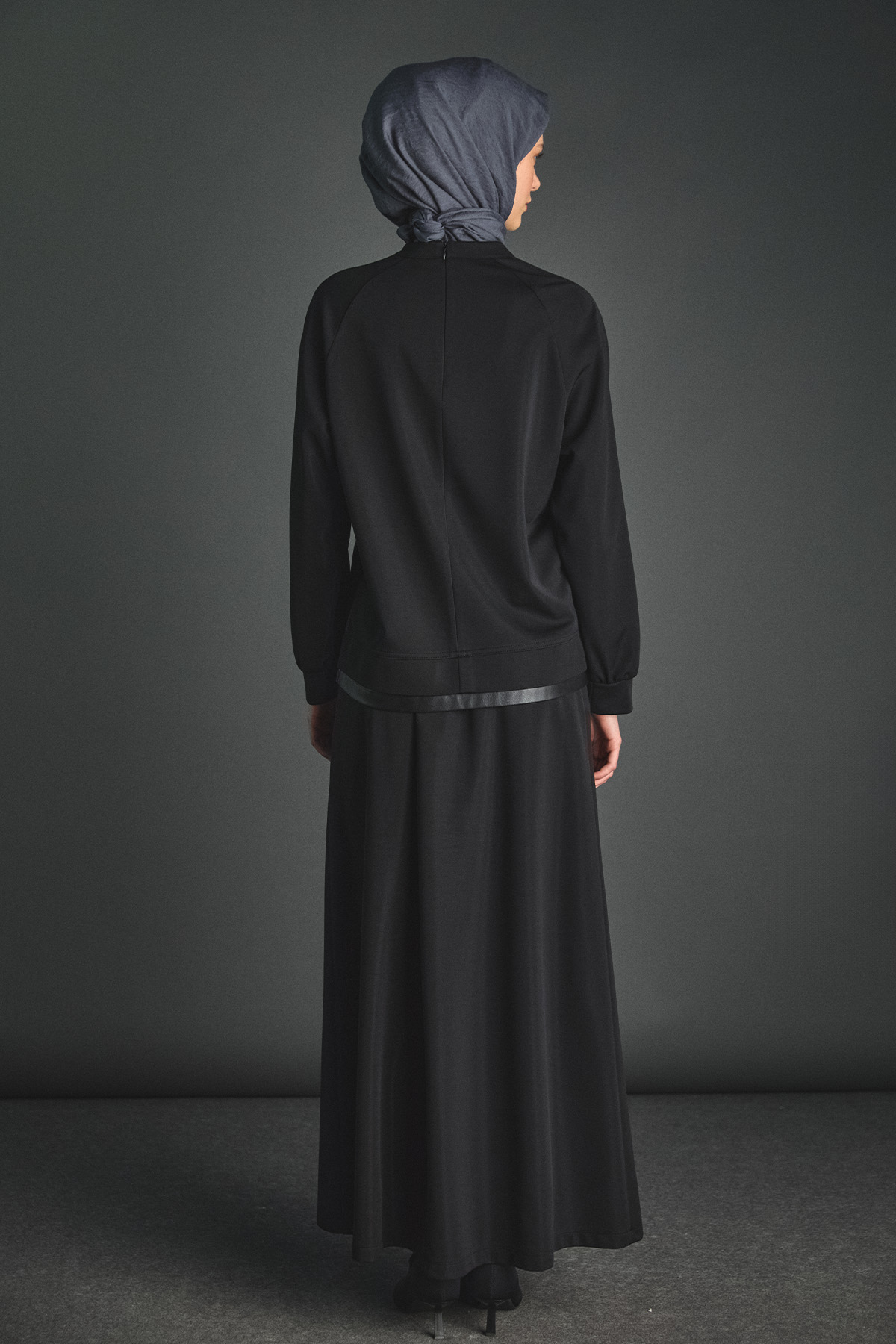 Deri Detaylı Etekli İkili Takım