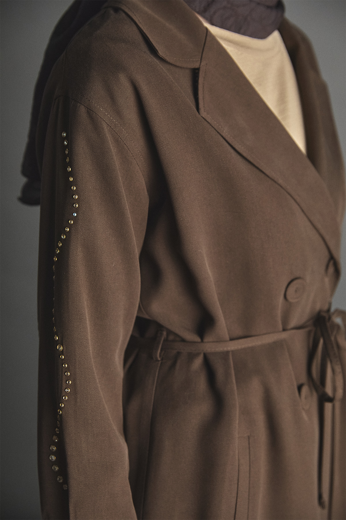 Taşlı Kruvaze Ceket Rahat Kesim Pantolon İkili Takım