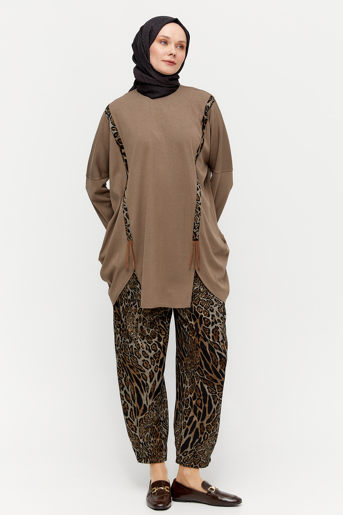 Leoparlı İkili Takım