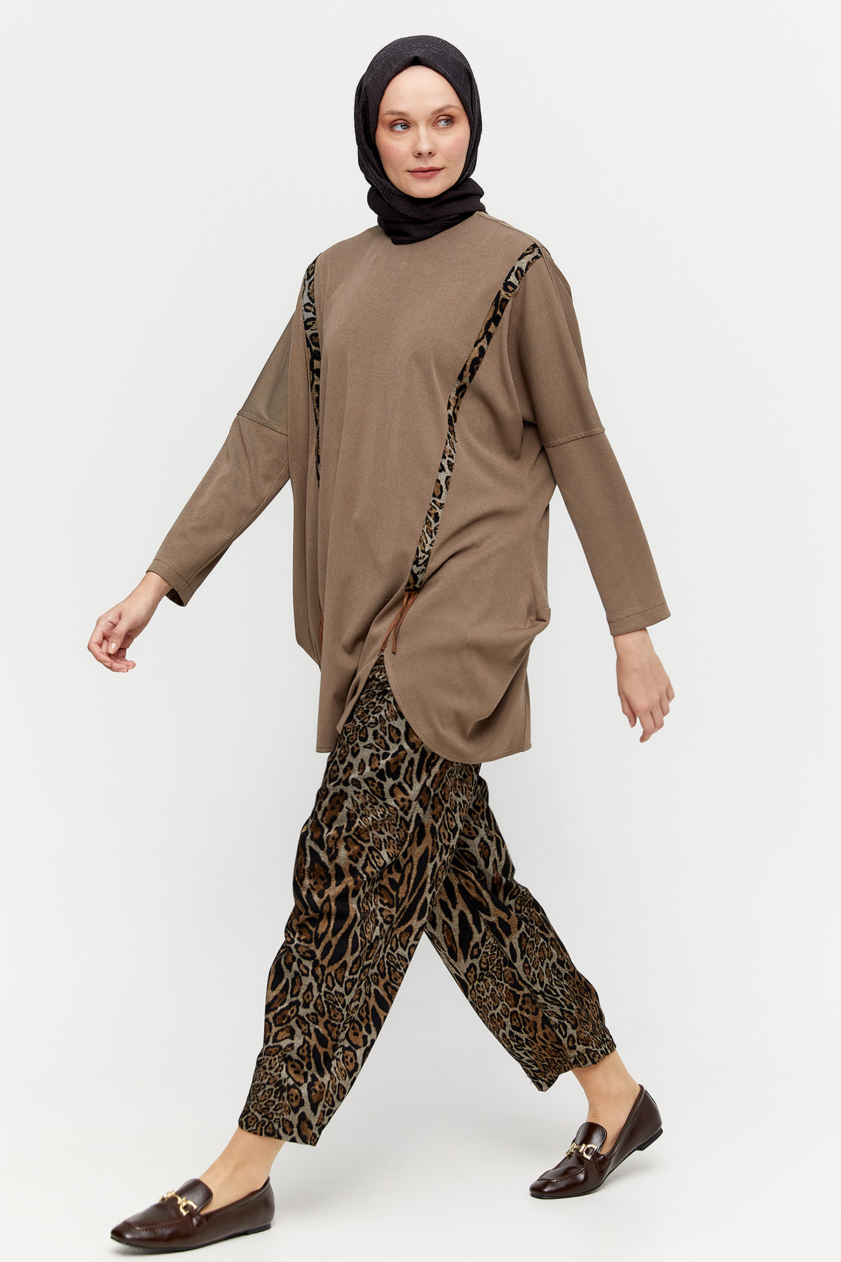 Leoparlı İkili Takım
