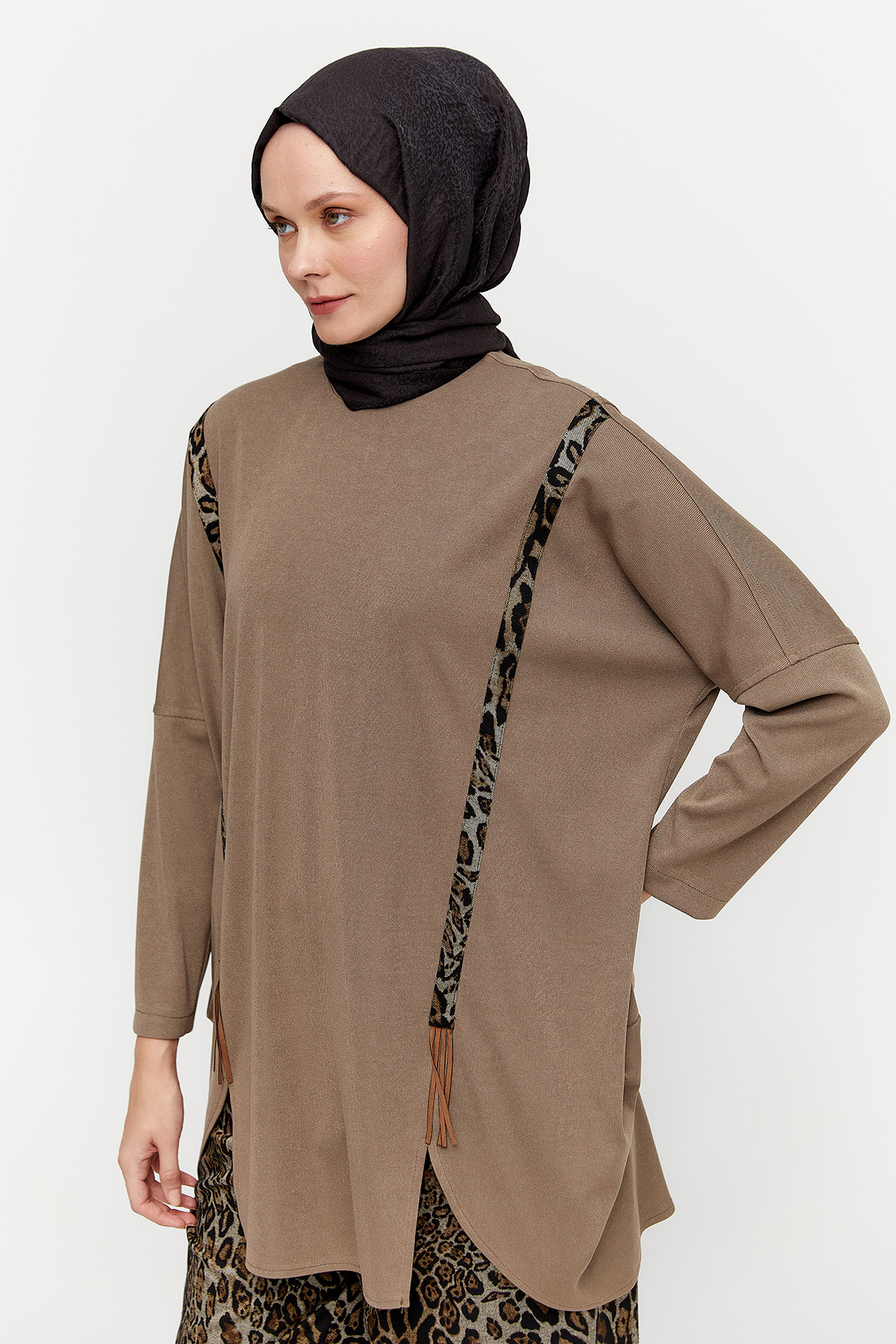 Leoparlı İkili Takım