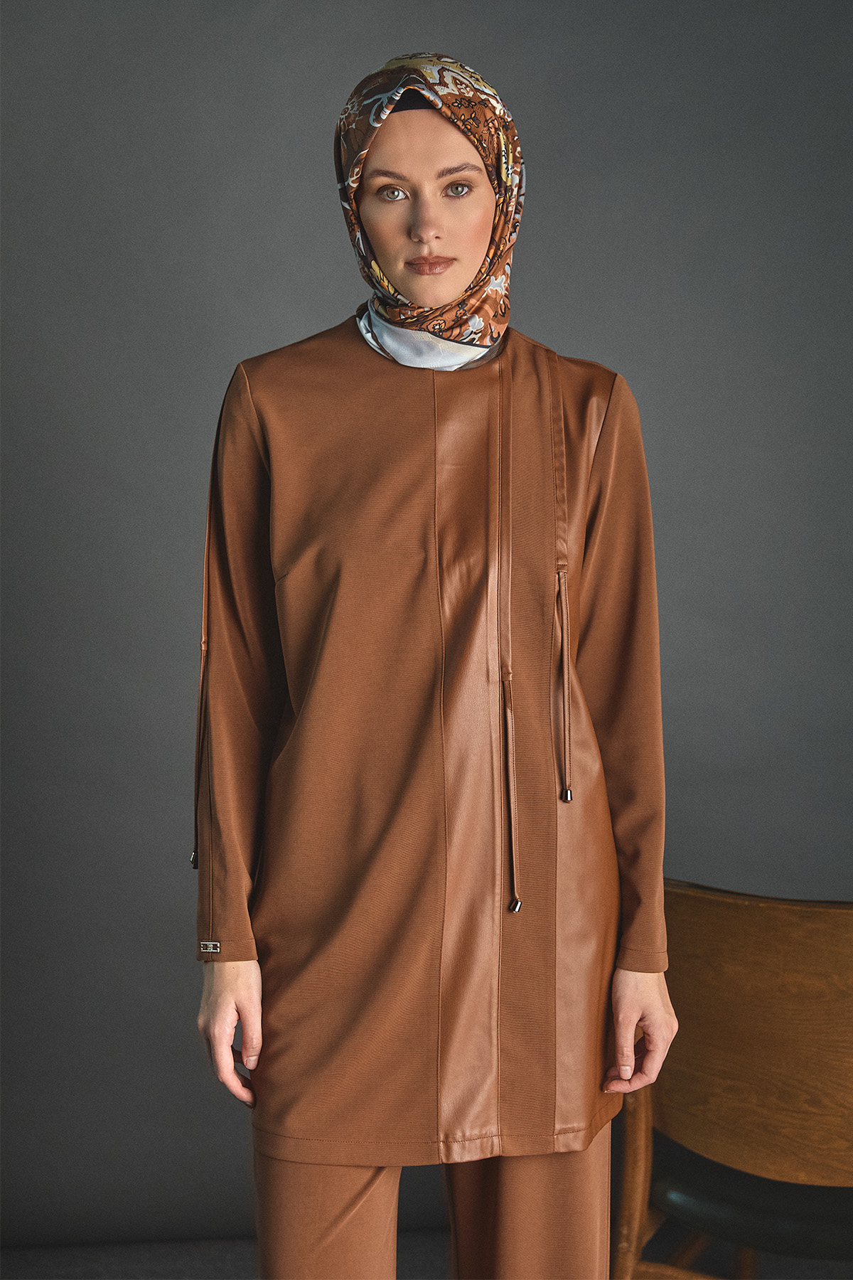 Deri Kombinli Şeritli İkili Takım