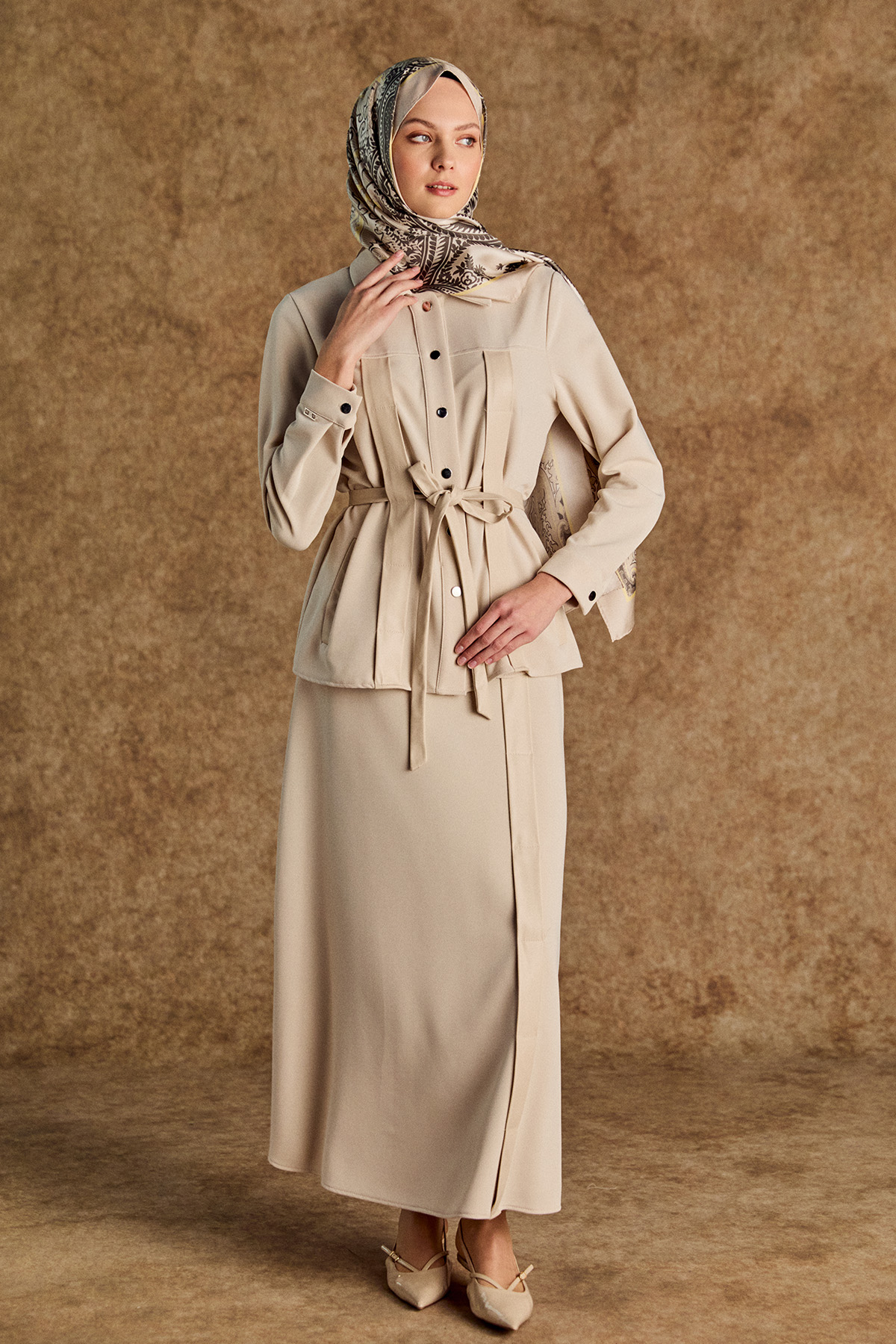 Suni Derili Şömiziye Yaka İkili Takım