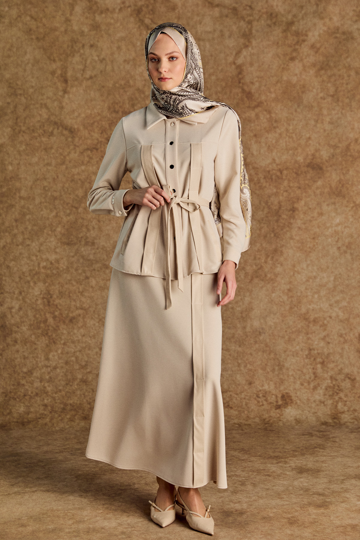 Suni Derili Şömiziye Yaka İkili Takım