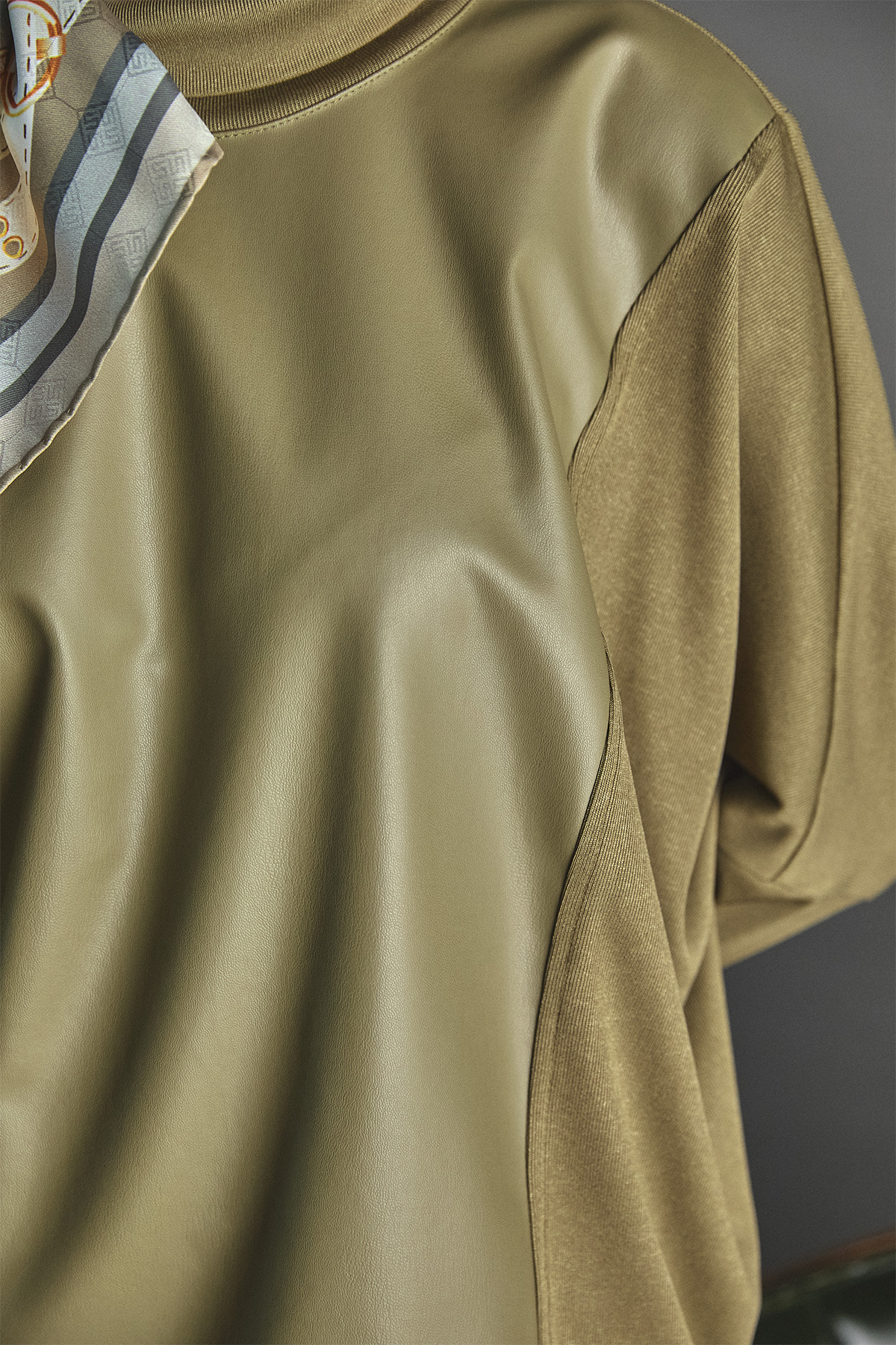 Suni Deri Garnili İkili Takım