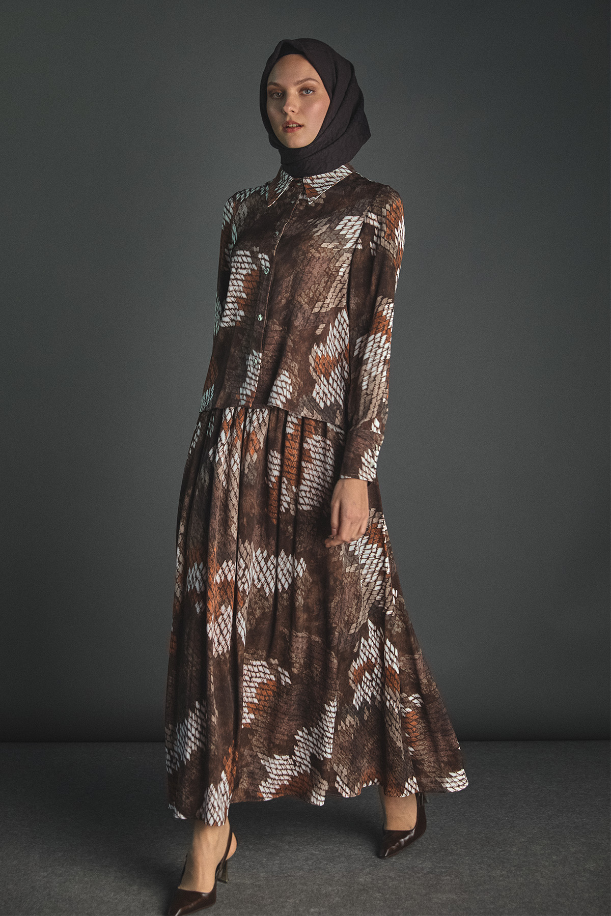 Desenli Etek Gömlek İkili Takım