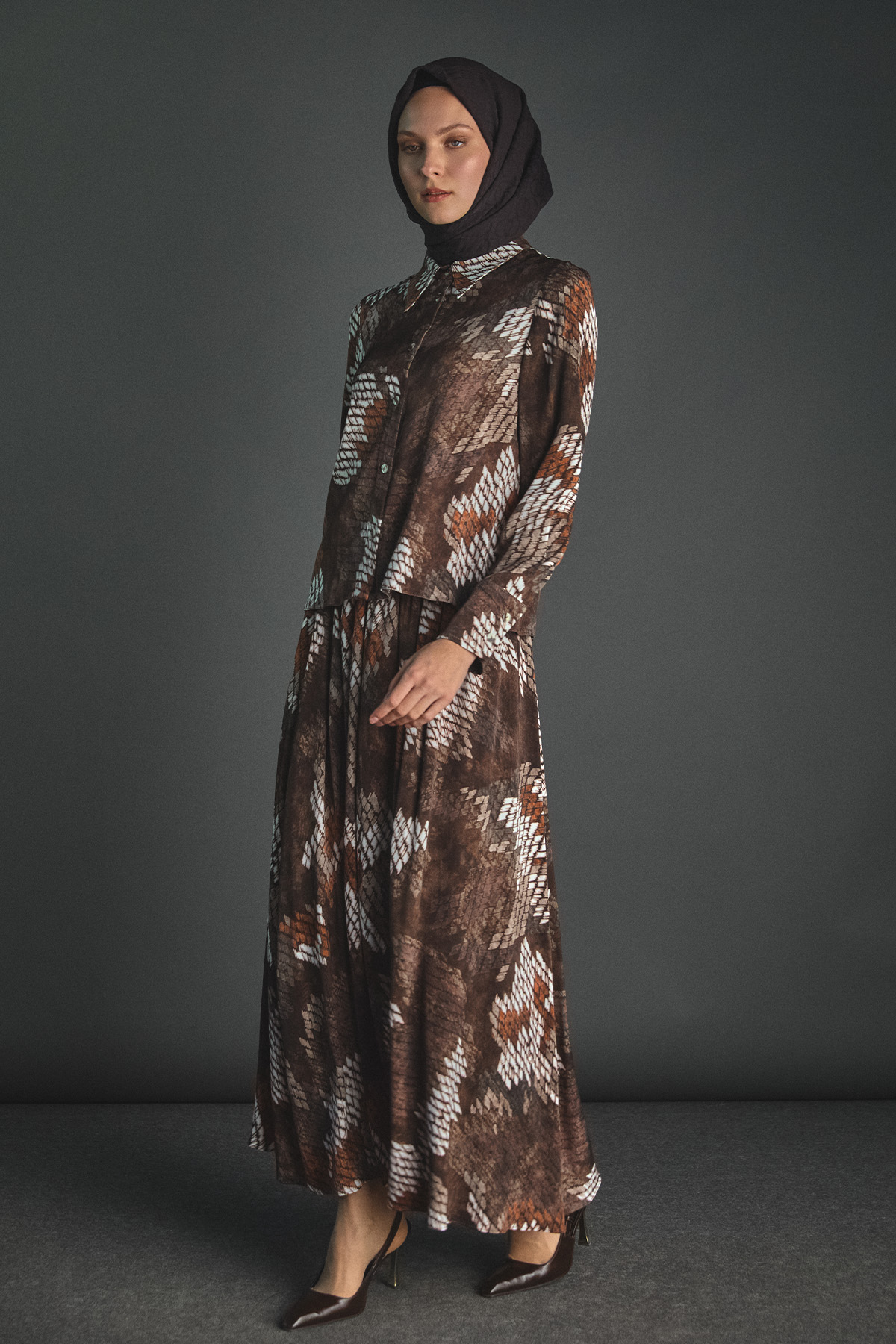 Desenli Etek Gömlek İkili Takım