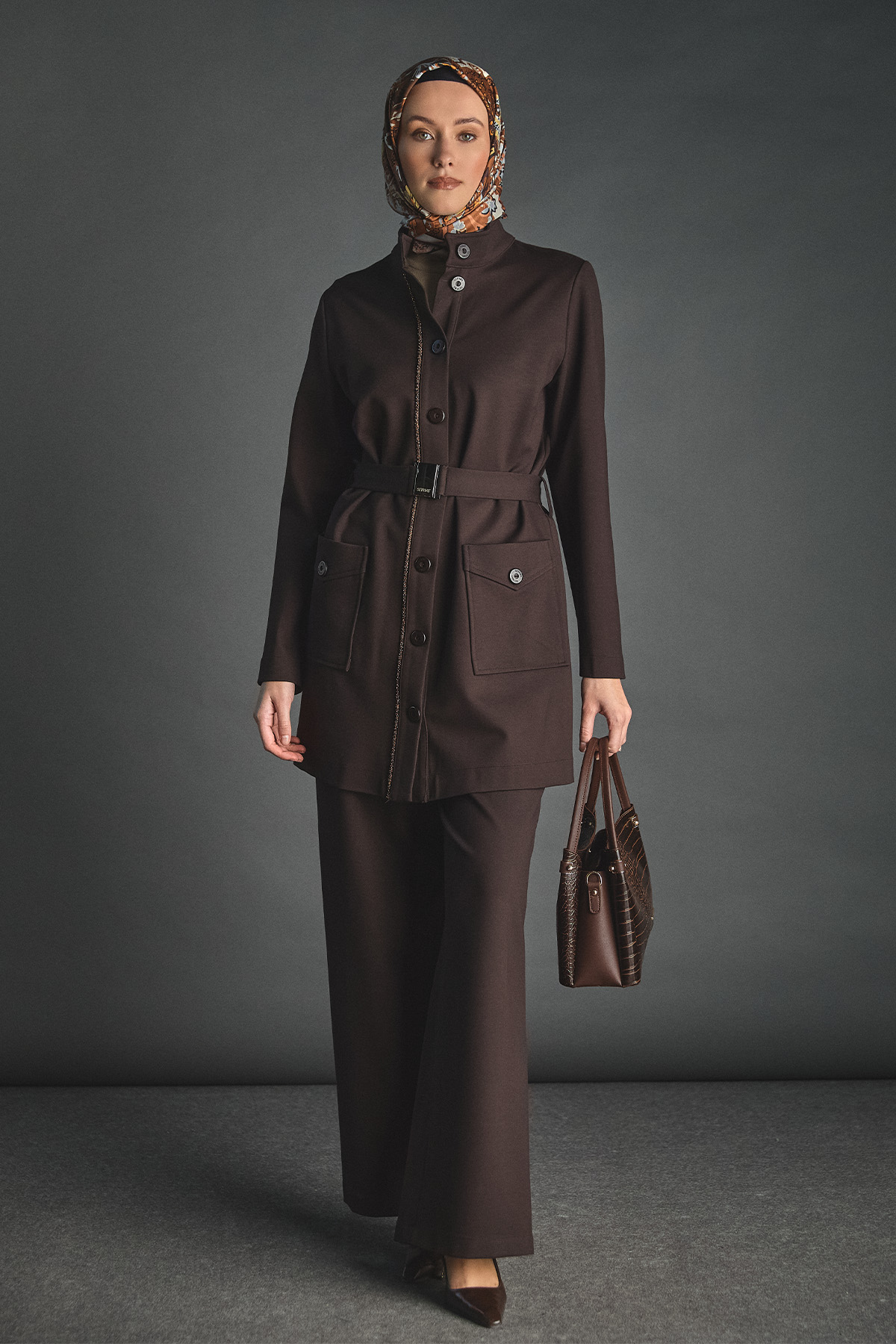 Taş Detaylı Kemerli İkili Takım