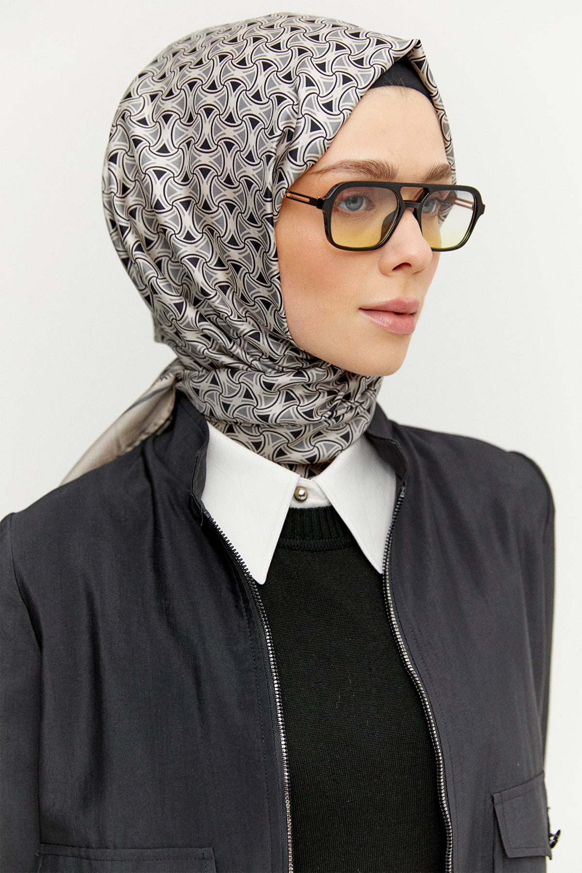 Fermuarlı Ceket Evaze Etek İkili Takım