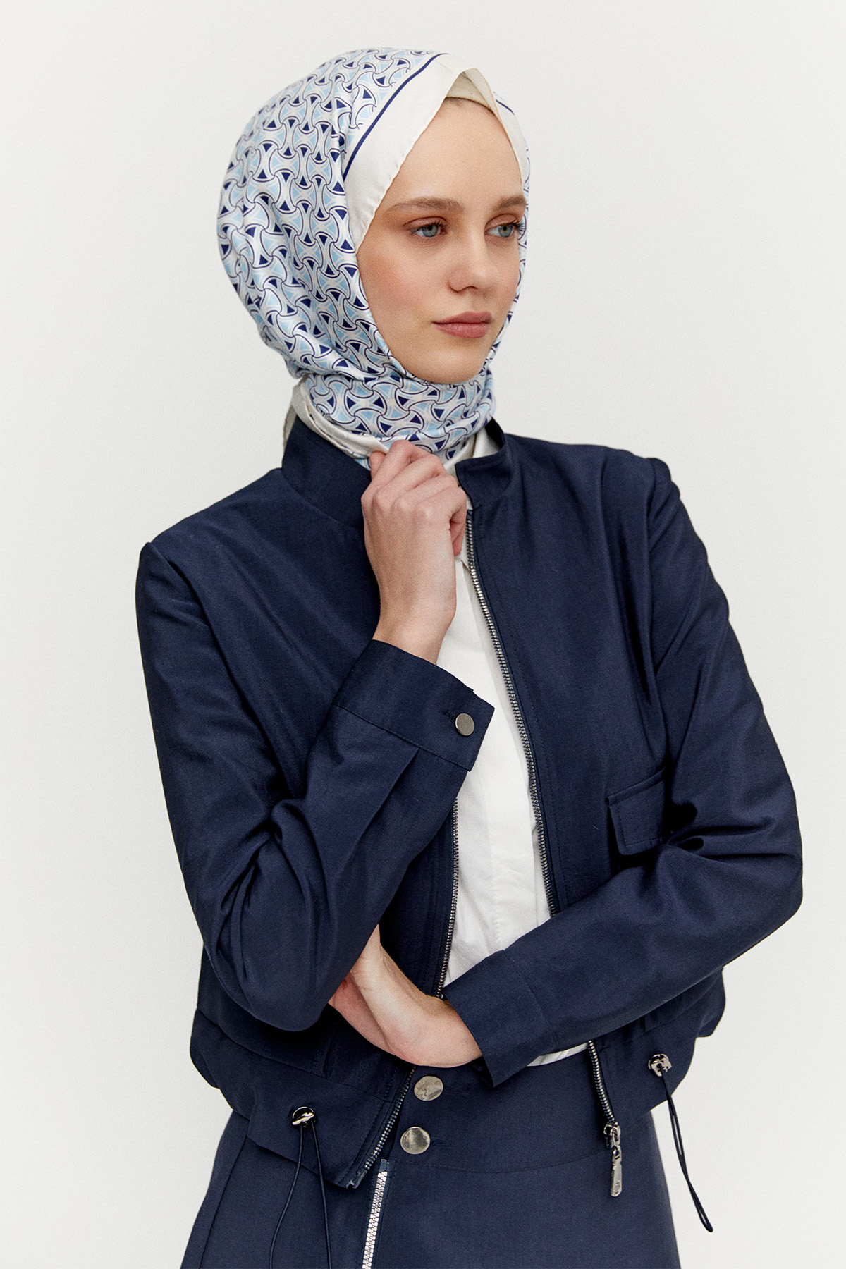 Fermuarlı Ceket Evaze Etek İkili Takım