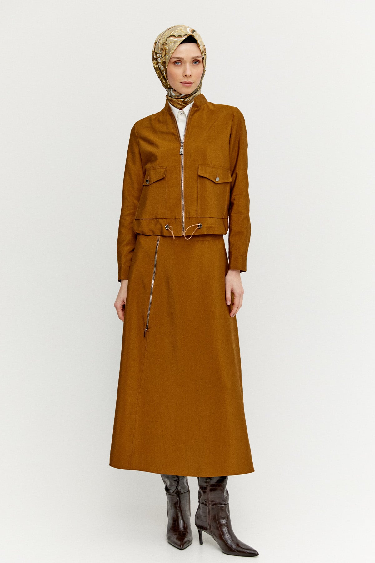 Fermuarlı Ceket Evaze Etek İkili Takım