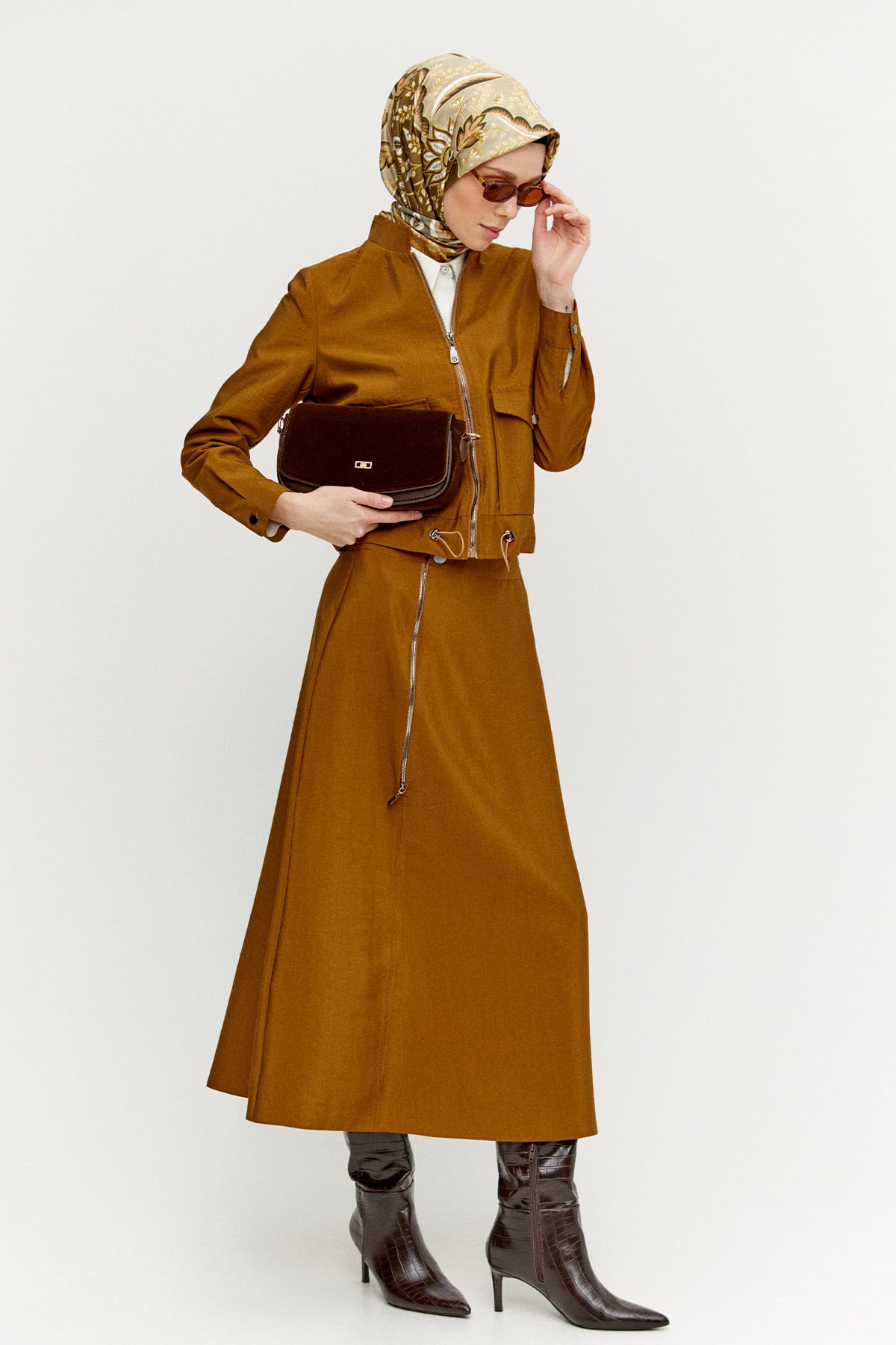 Fermuarlı Ceket Evaze Etek İkili Takım