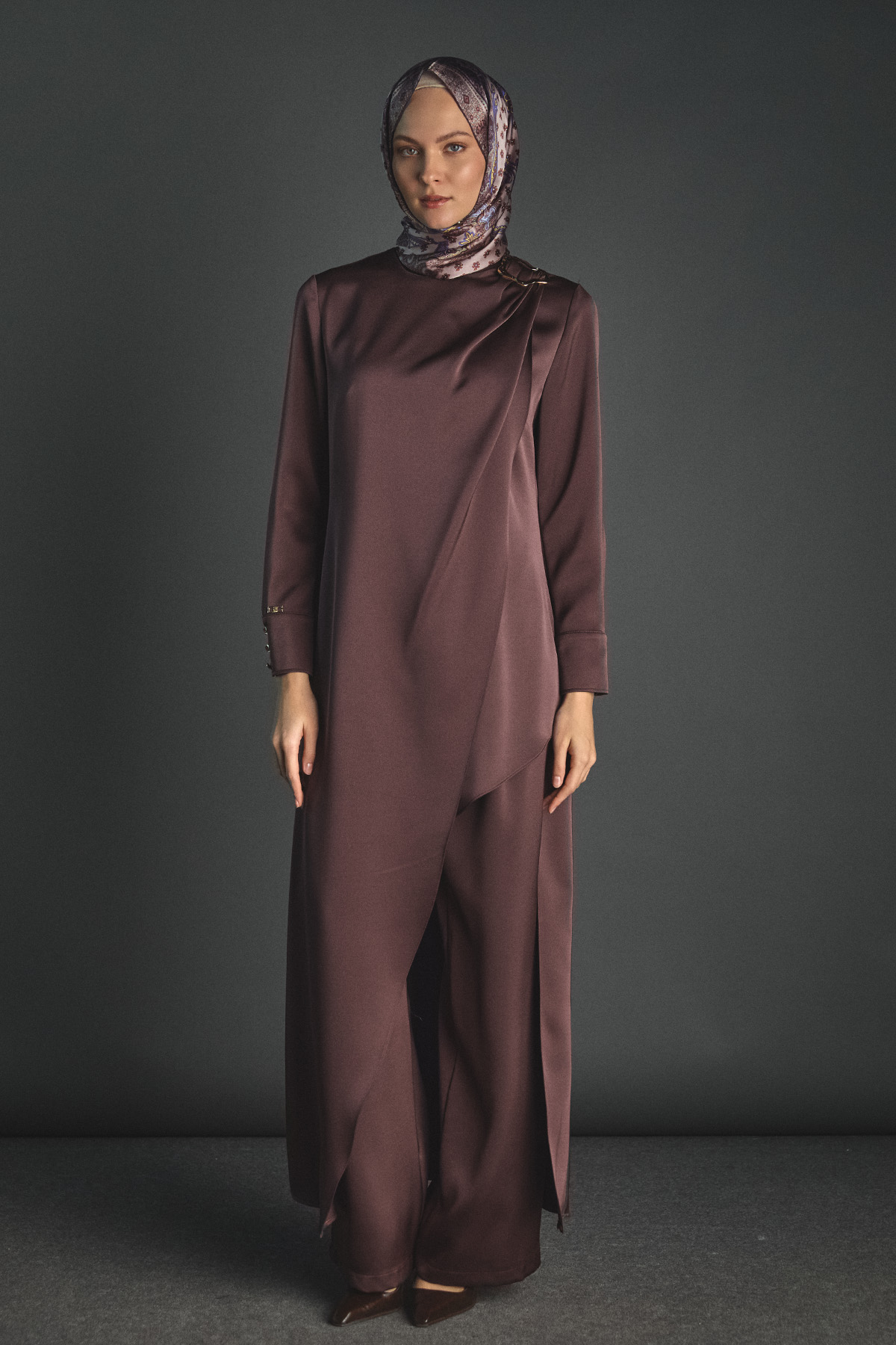 Asimetrik İkili Saten Takım