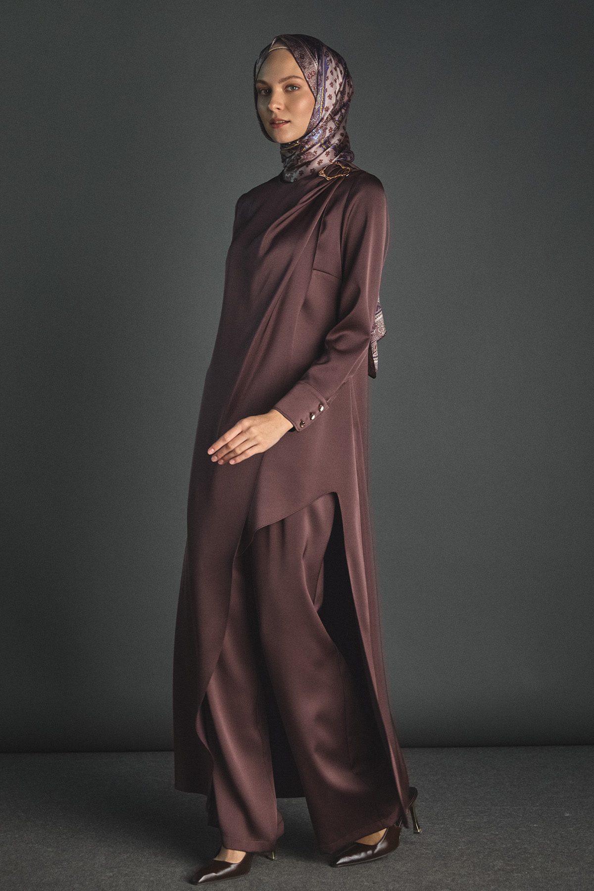 Asimetrik İkili Saten Takım