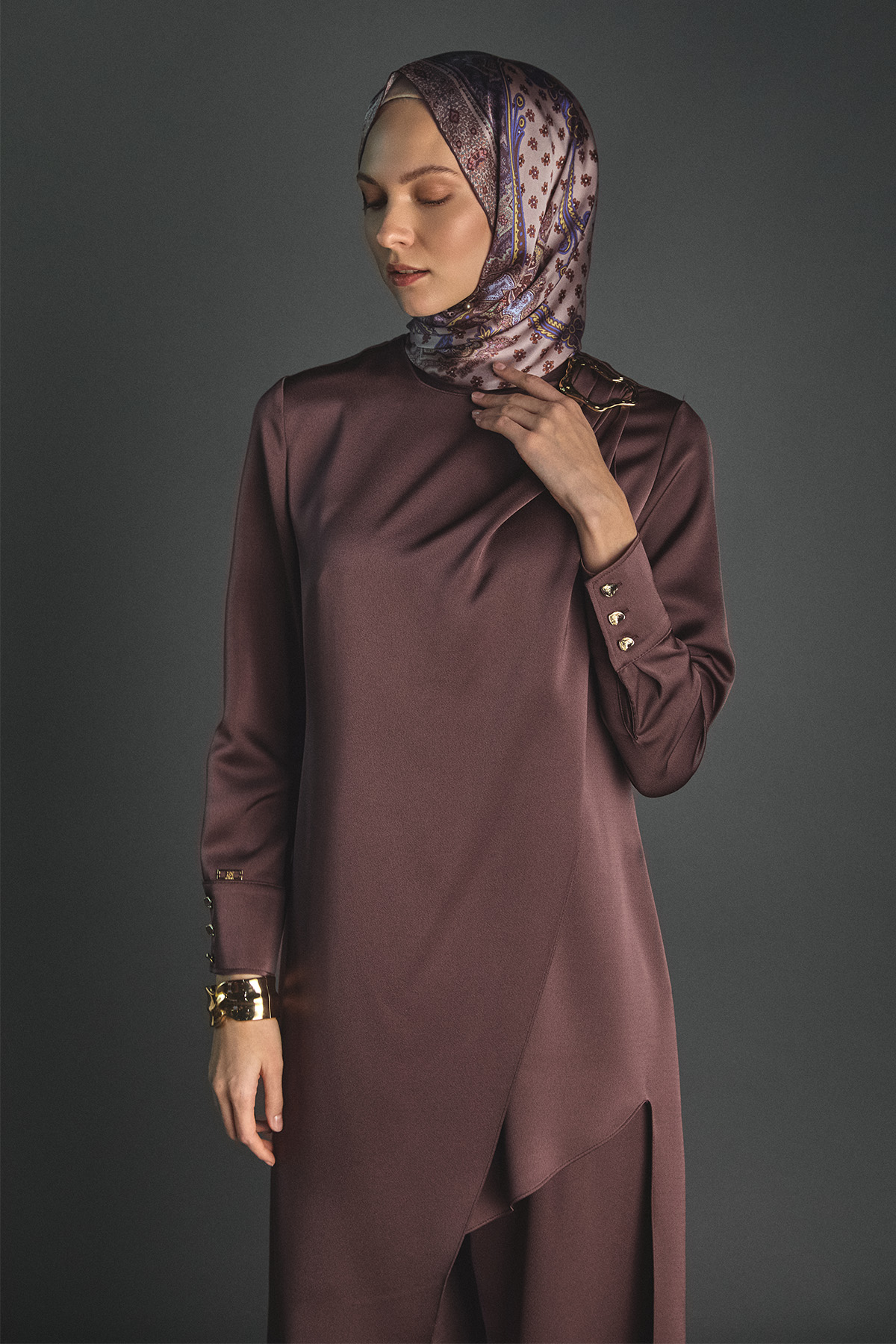 Asimetrik İkili Saten Takım