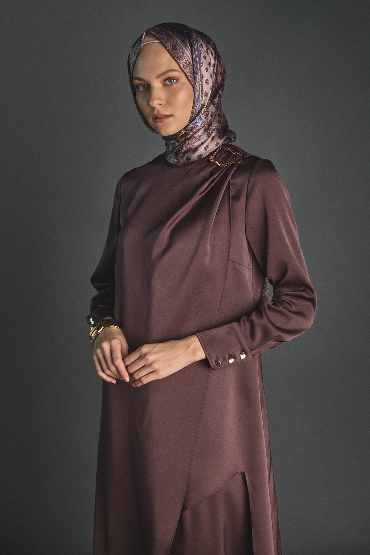 Asimetrik İkili Saten Takım