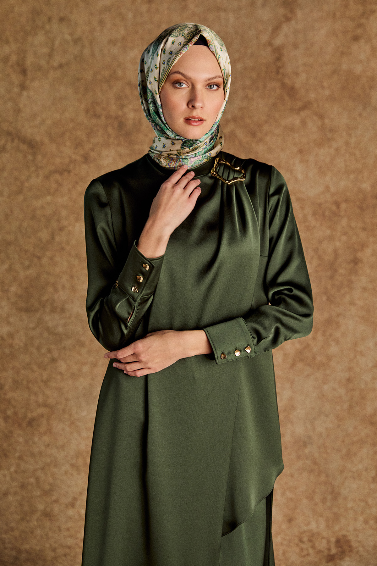 Asimetrik İkili Saten Takım