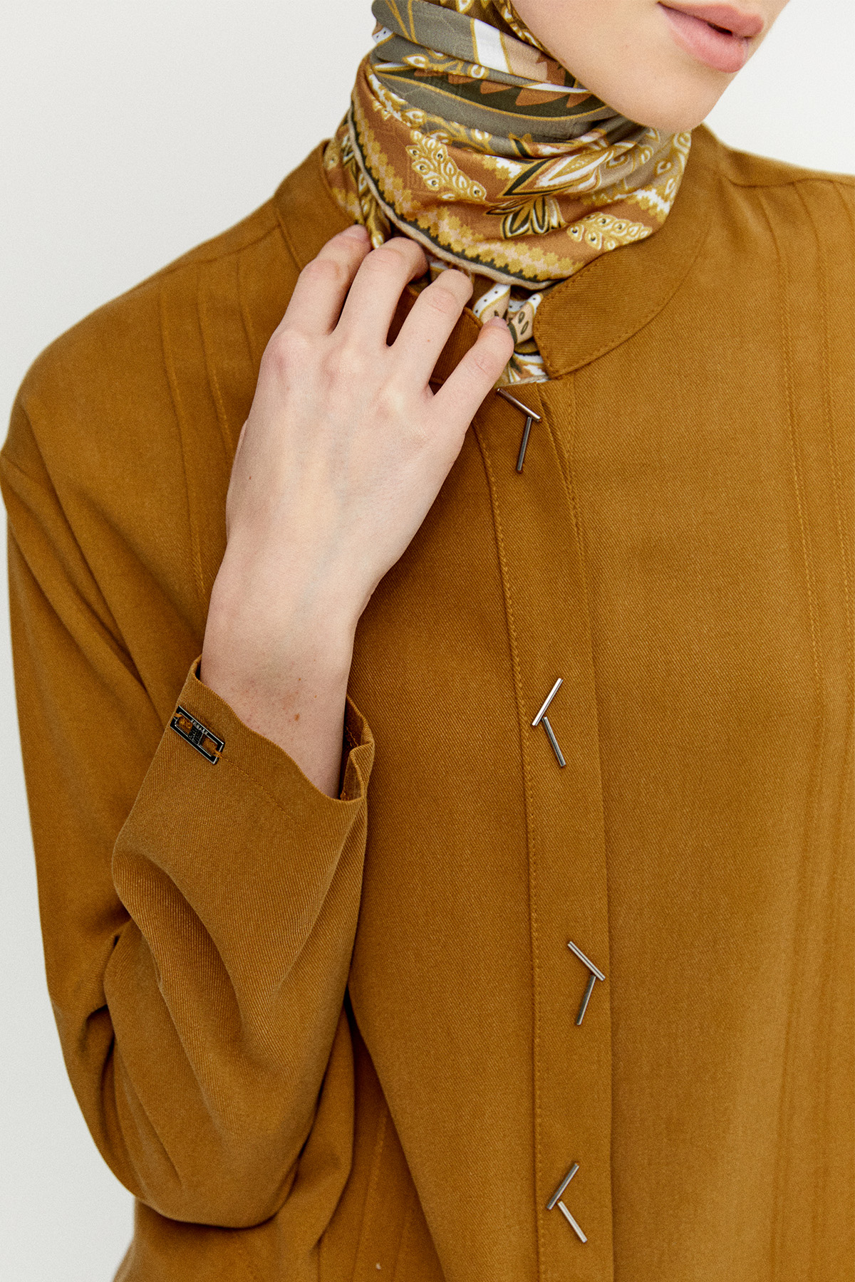 Boncuk Detaylı Nervürlü Tunik, Tesettür Giyim