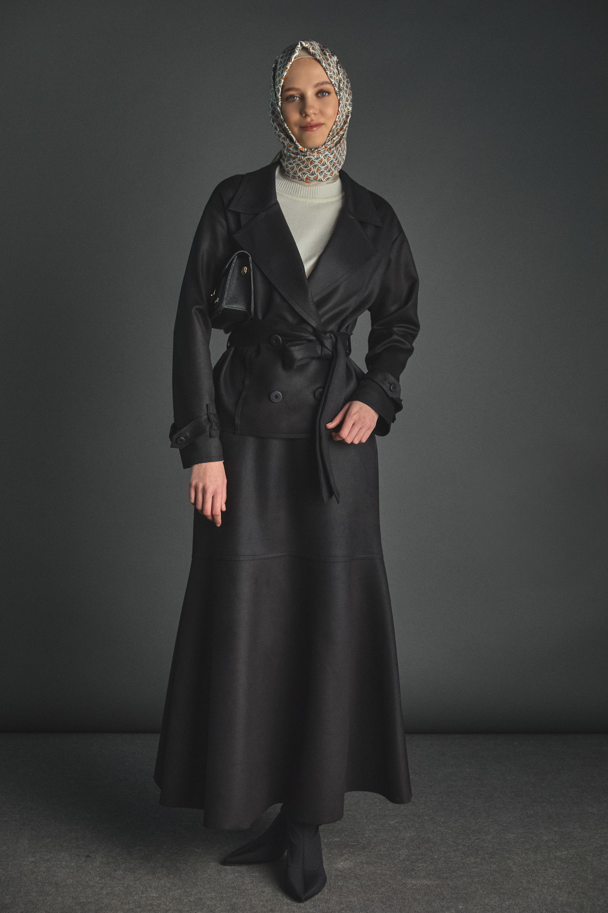 Kuşaklı Kruvaze Ceketli İkili Takım