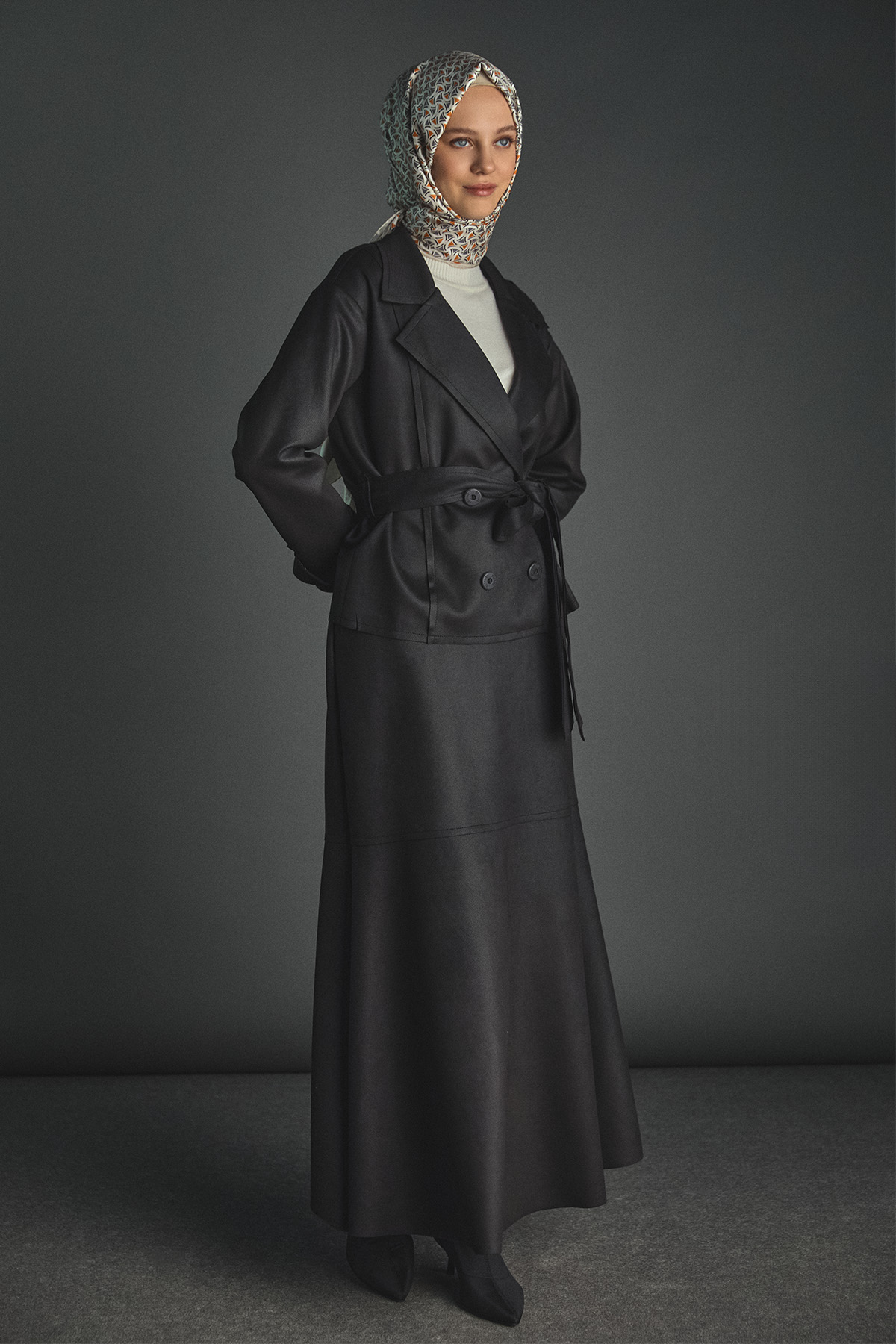 Kuşaklı Kruvaze Ceketli İkili Takım