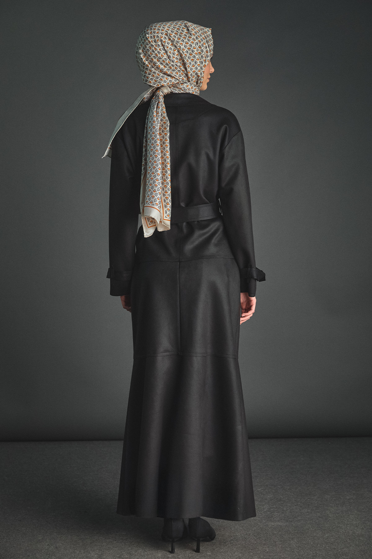 Kuşaklı Kruvaze Ceketli İkili Takım