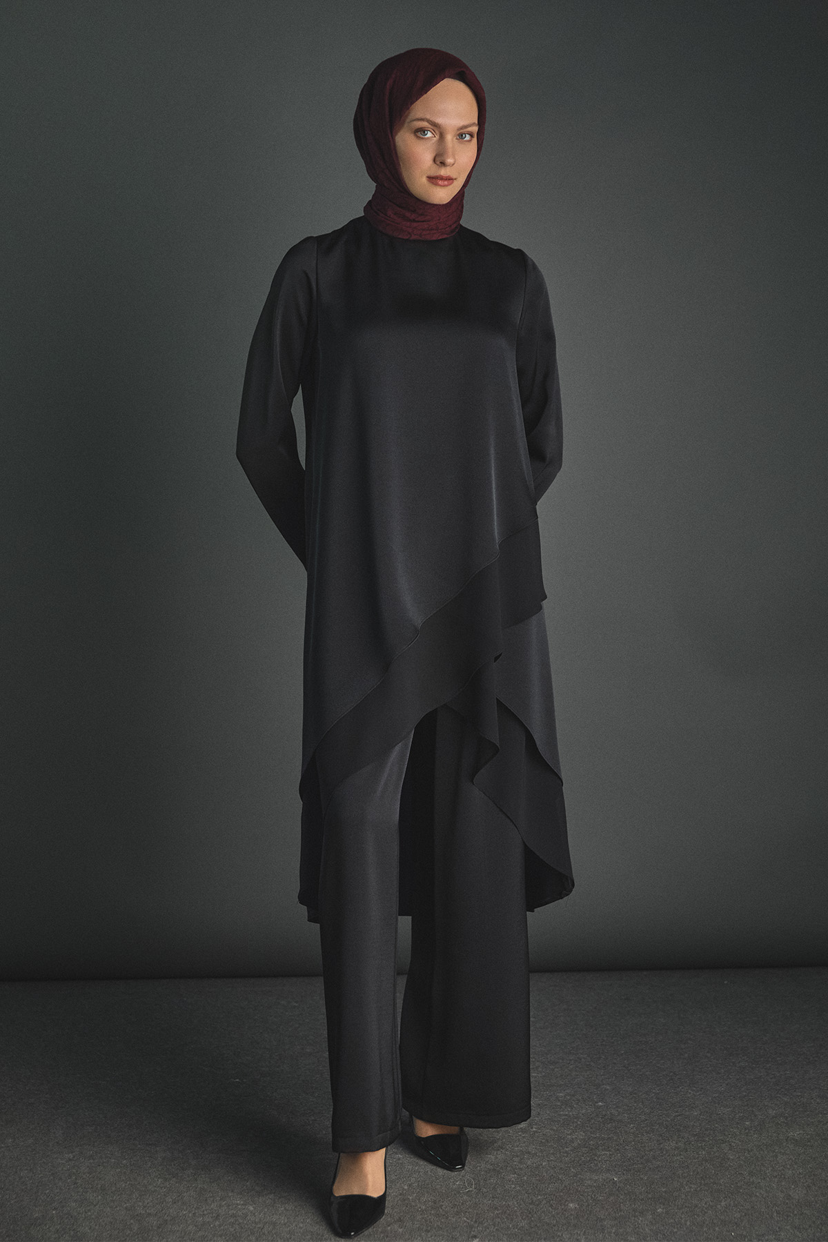 Asimetrik Tunikli Saten İkili Takım