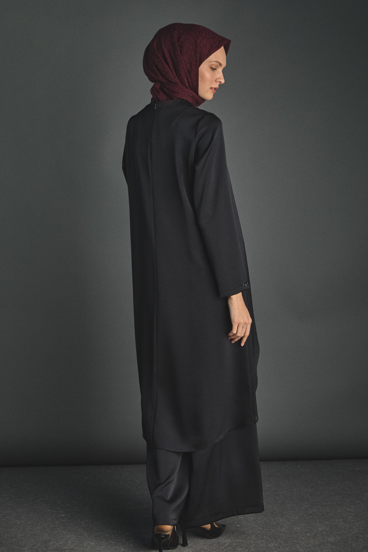 Asimetrik Tunikli Saten İkili Takım