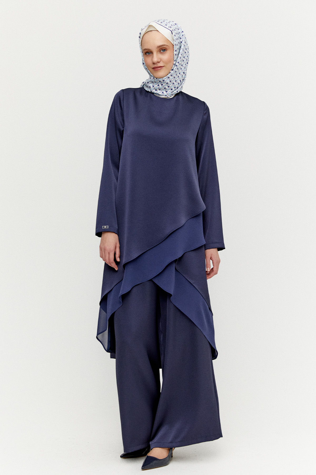 Asimetrik Tunikli Saten İkili Takım