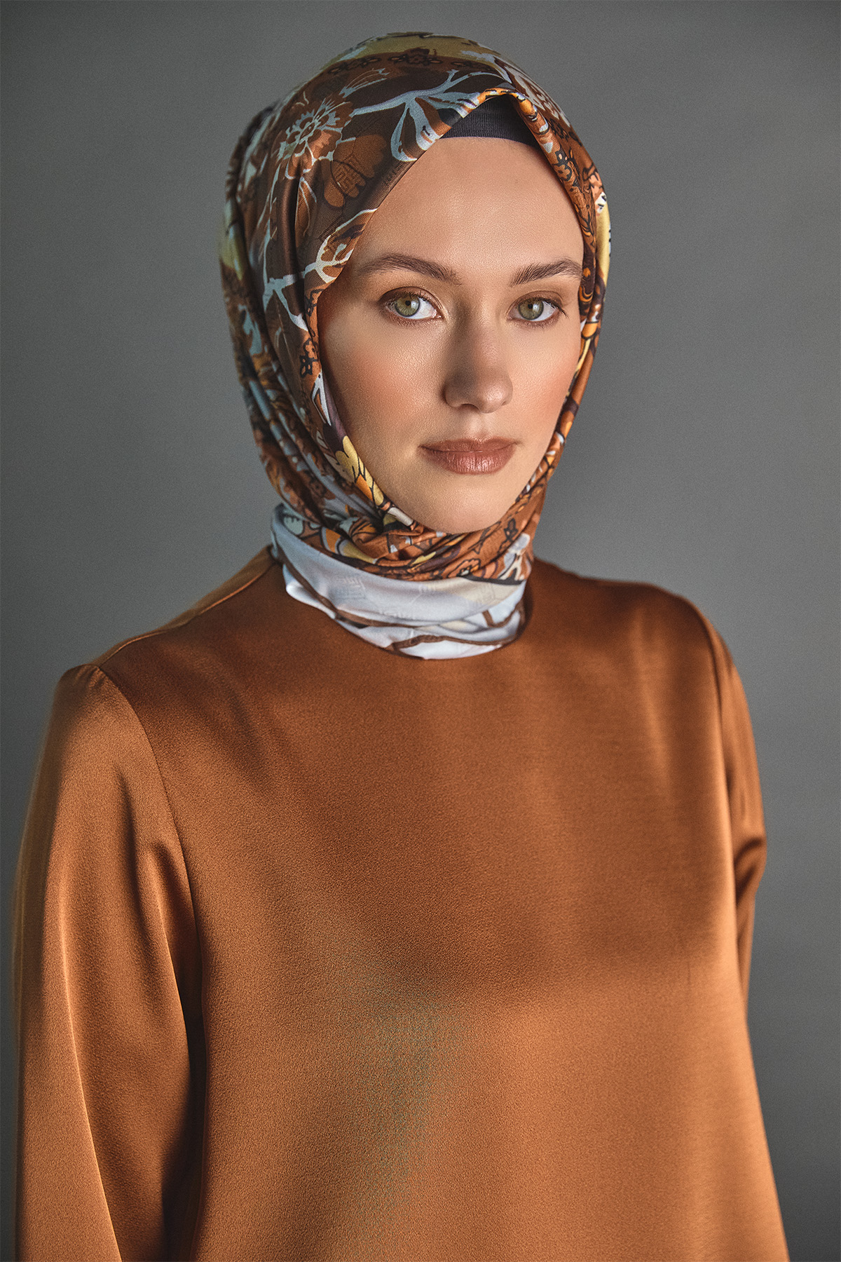 Asimetrik Tunikli Saten İkili Takım